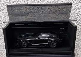 Tarmac Works 1/64 2018 Mercedes AMG GT3 #4 With Container & Figure Black