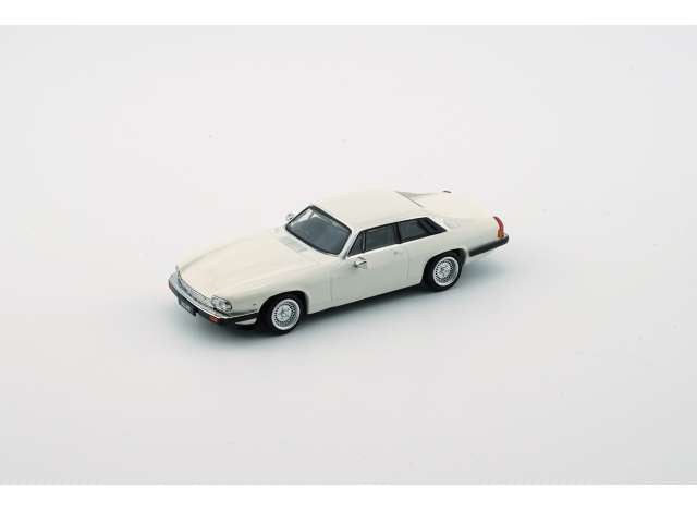 BM Creations 1/64 Jaguar XJ-S V12 White