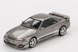 Mini GT 1/64 #971 Nissan Skyline GTR R32 Veilside Grey