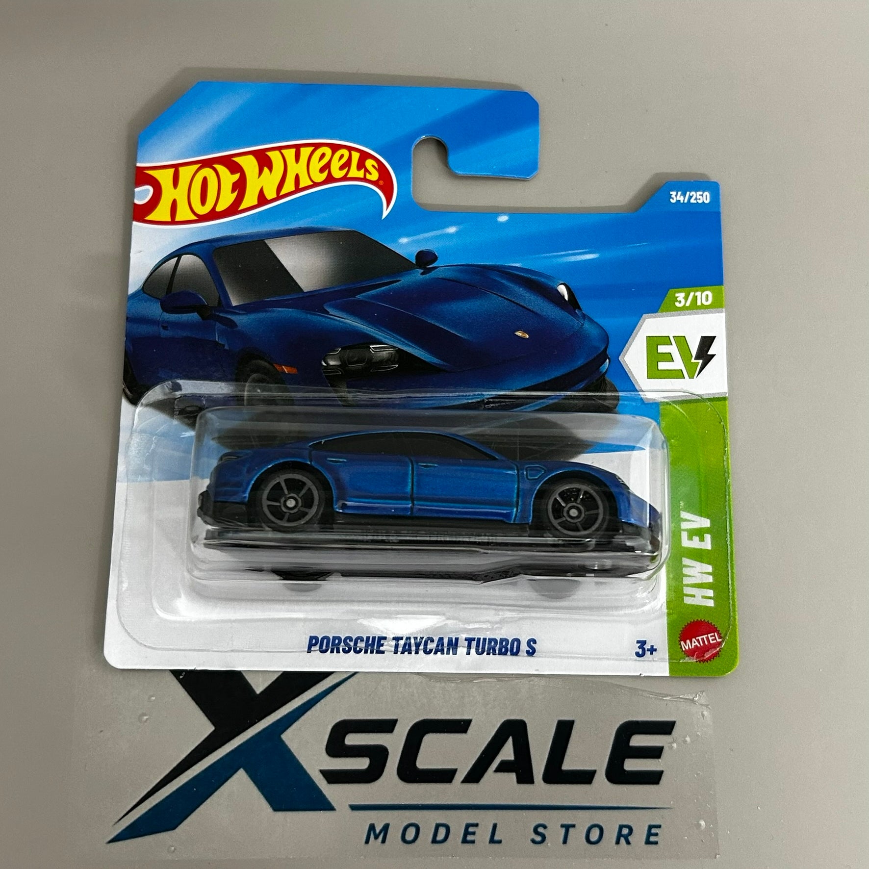 Hot Wheels 2026 J 1/64 Porsche Taycan Turbo S