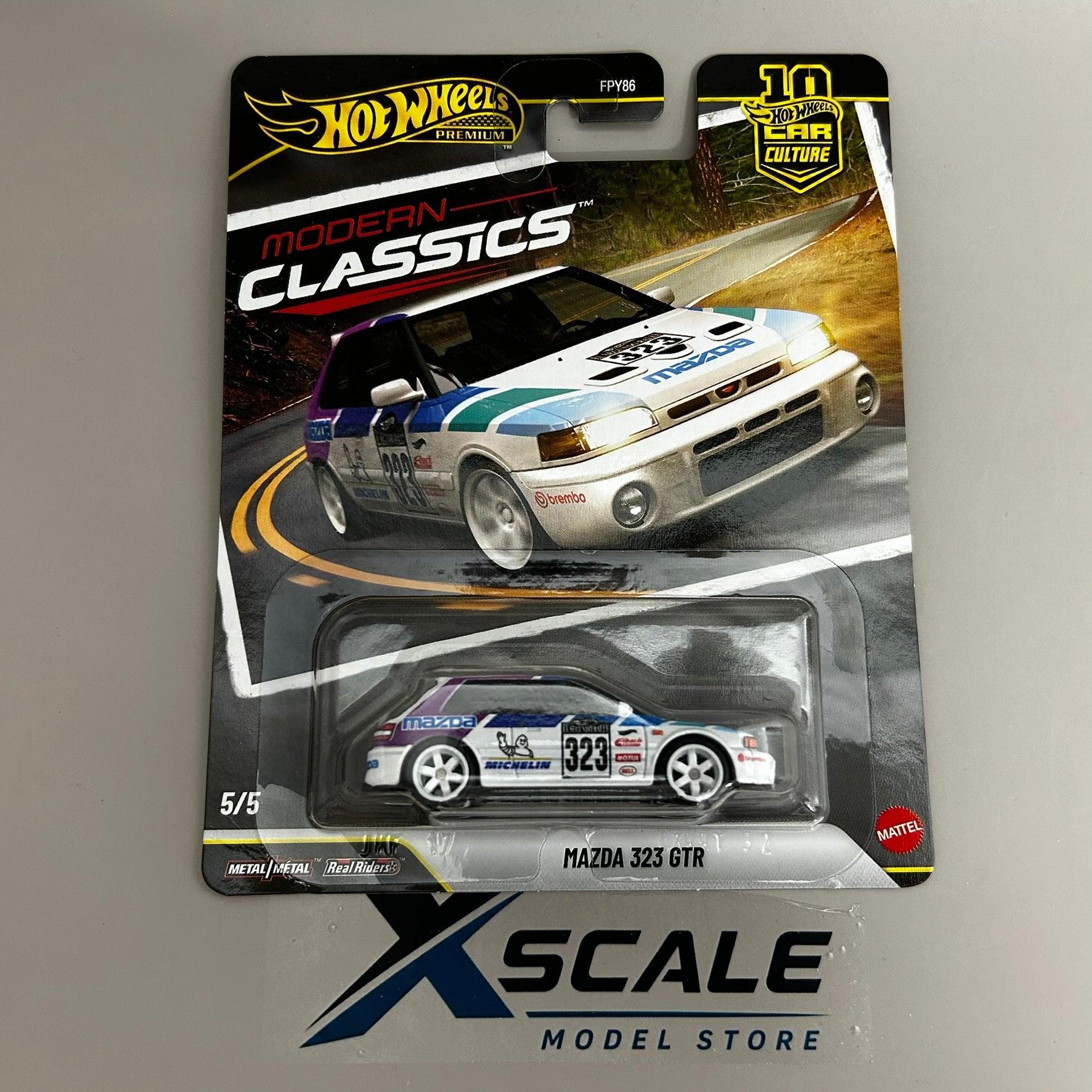 Premium Hot Wheels 1/64 Car Culture Modern Classics Mazda 323 GTR