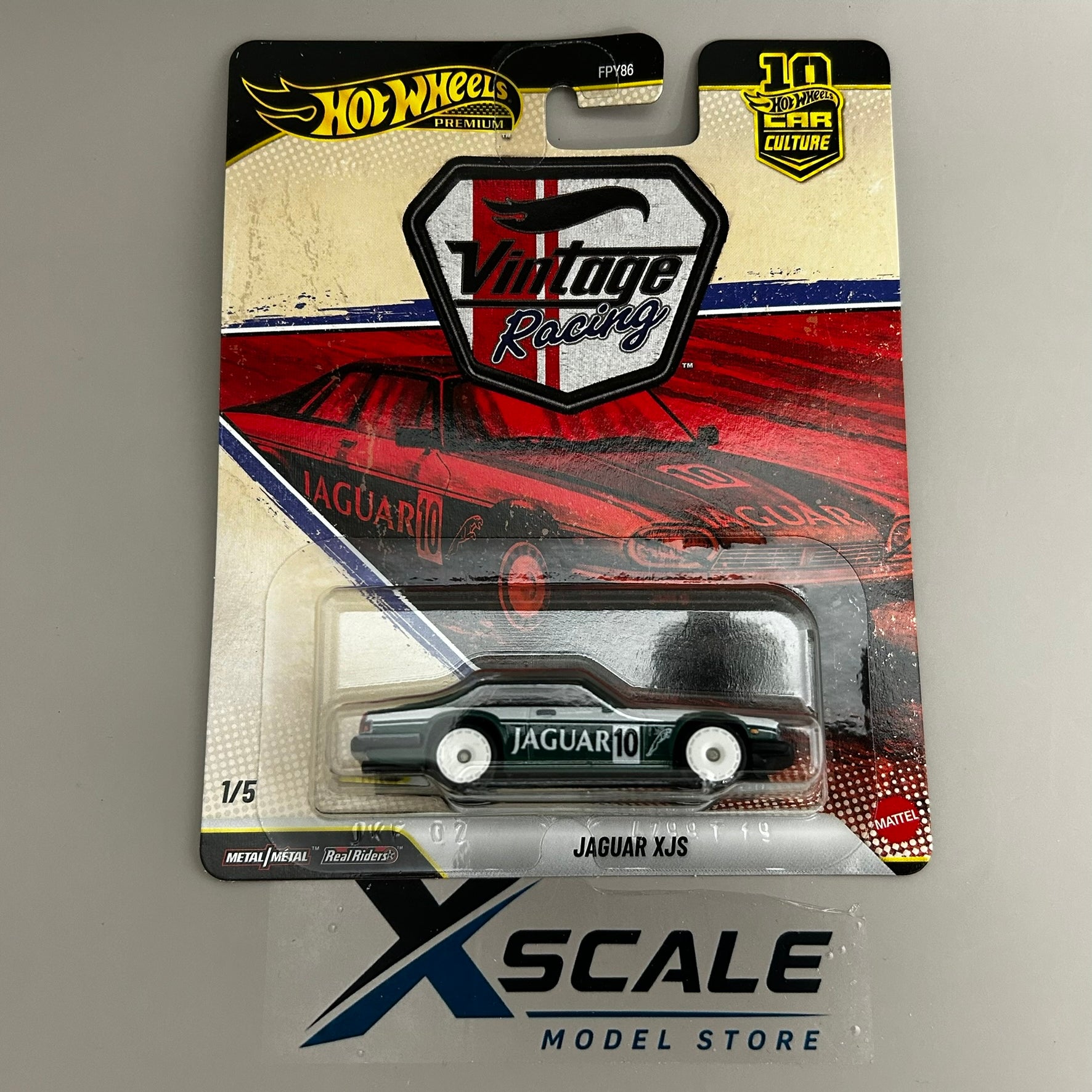 Premium Hot Wheels 1/64 Car Culture Vintage Racing Jaguar XJS