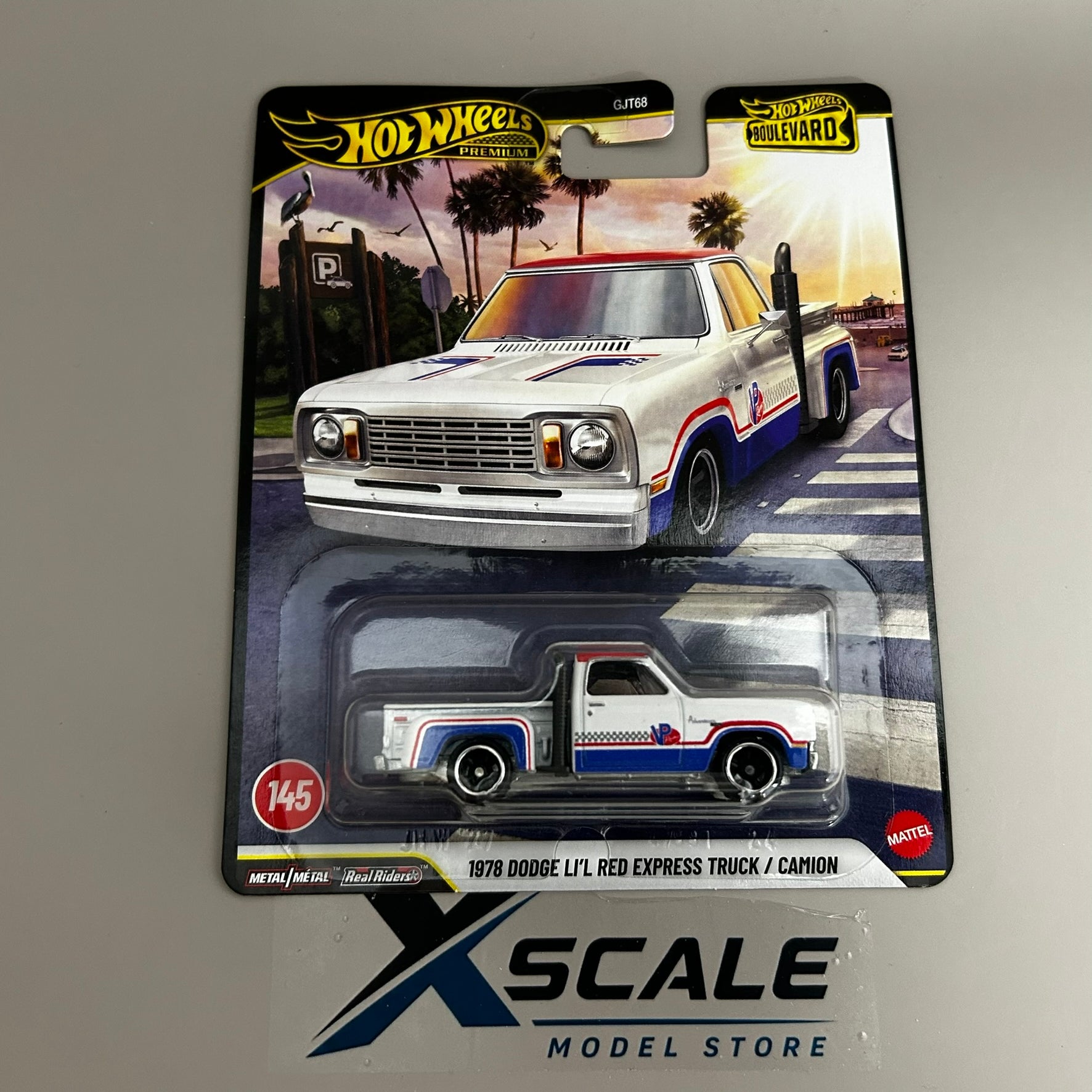 Premium Hot Wheels 1/64 Boulevard 1978 Dodge Lil Red Express Truck