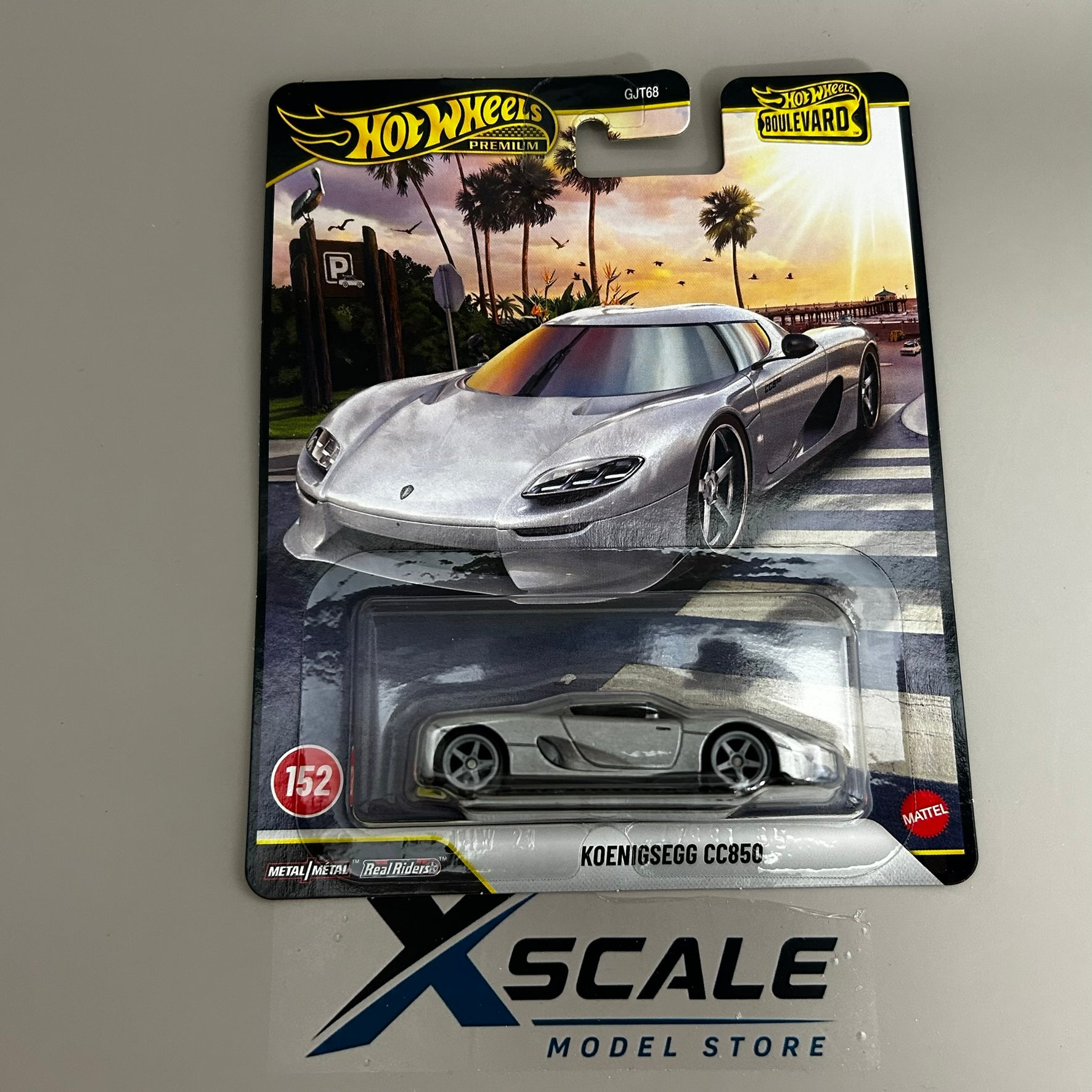 Premium Hot Wheels 1/64 Boulevard Koenigsegg CC50