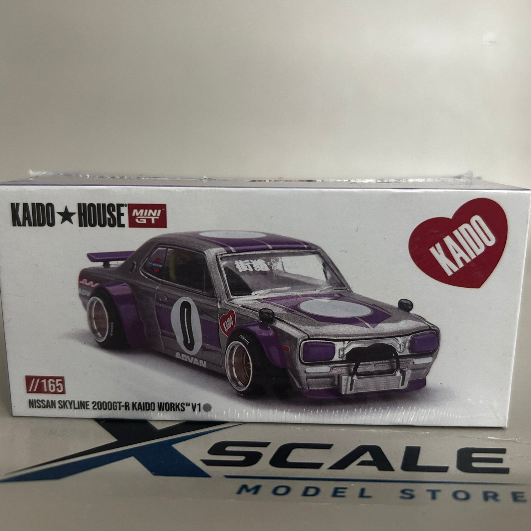 Mini GT Kaido House 1/64 Nissan Skyline 2000 GTR V1