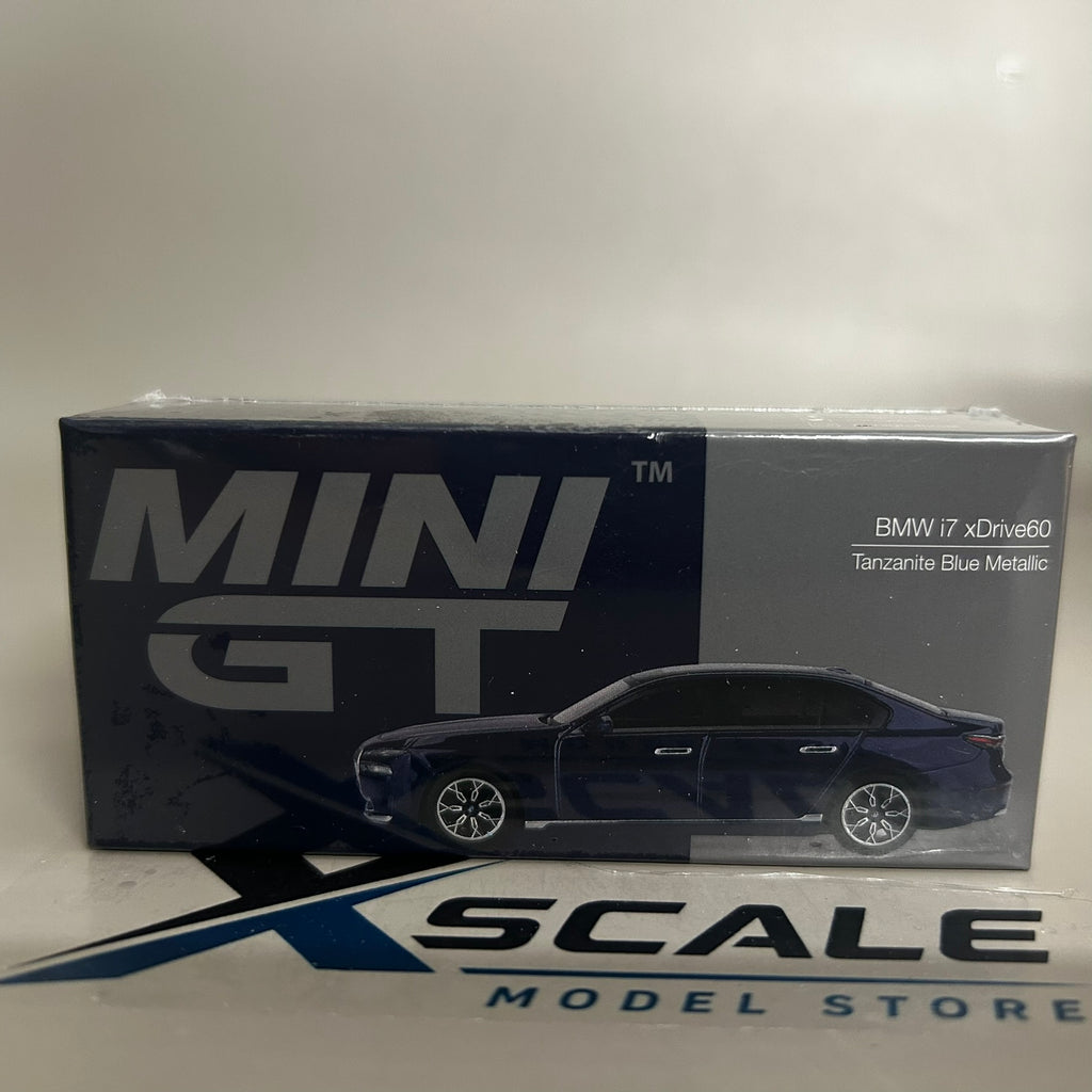 Mini GT 1/64 #1111 BMW i7 xDrive Blue