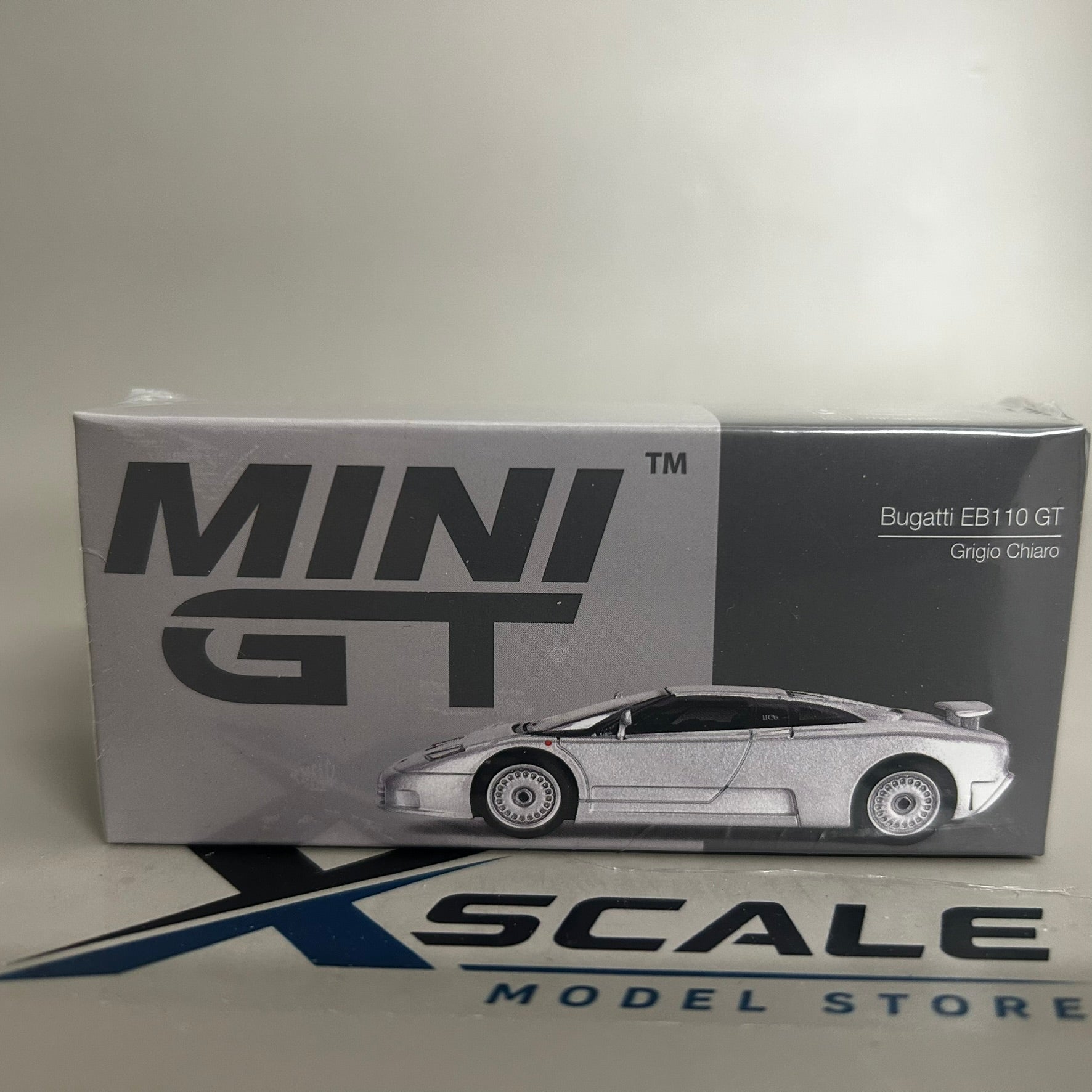 Mini GT 1/64 #704 Bugatti EB110 Silver