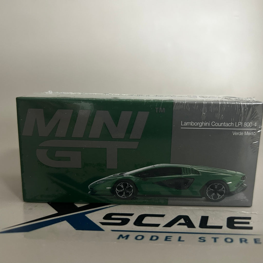 Mini GT 1/64 #976 Lamborghini Countach LPI 800-4 Green