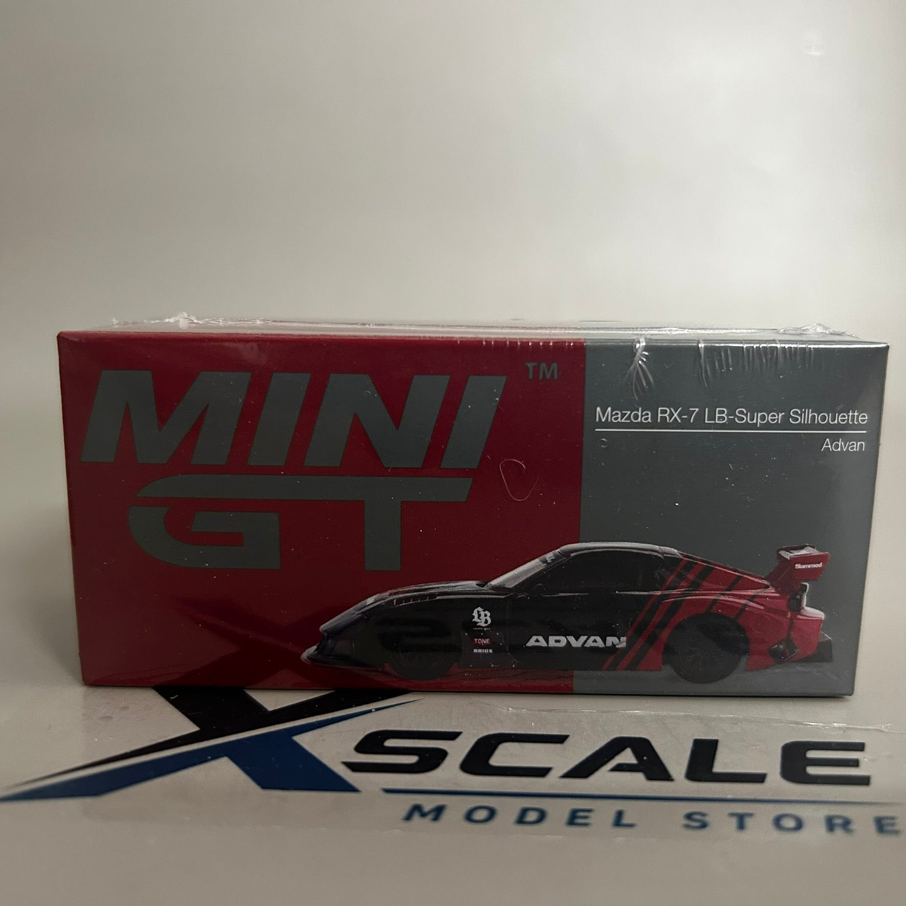 Mini GT 1/64 #983 Mazda RX7 LB Super Silhouette Advan