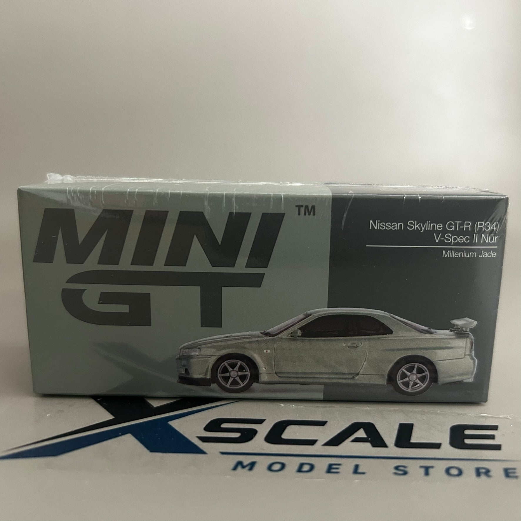 Mini GT 1/64 #1003 Nissan GTR R34 V Spec II Nur Jade