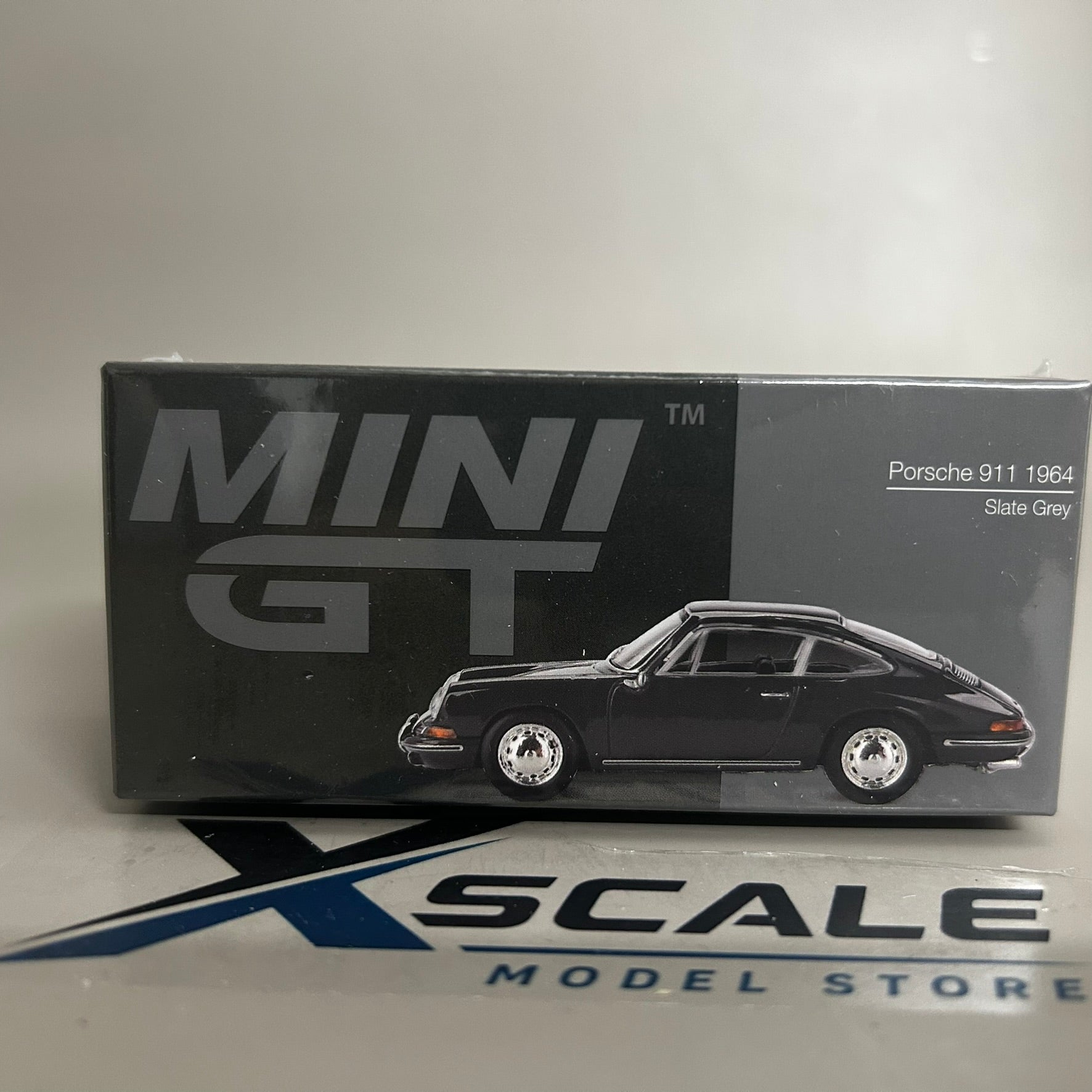Mini GT 1/64 #717 Porsche 911 1964 Grey