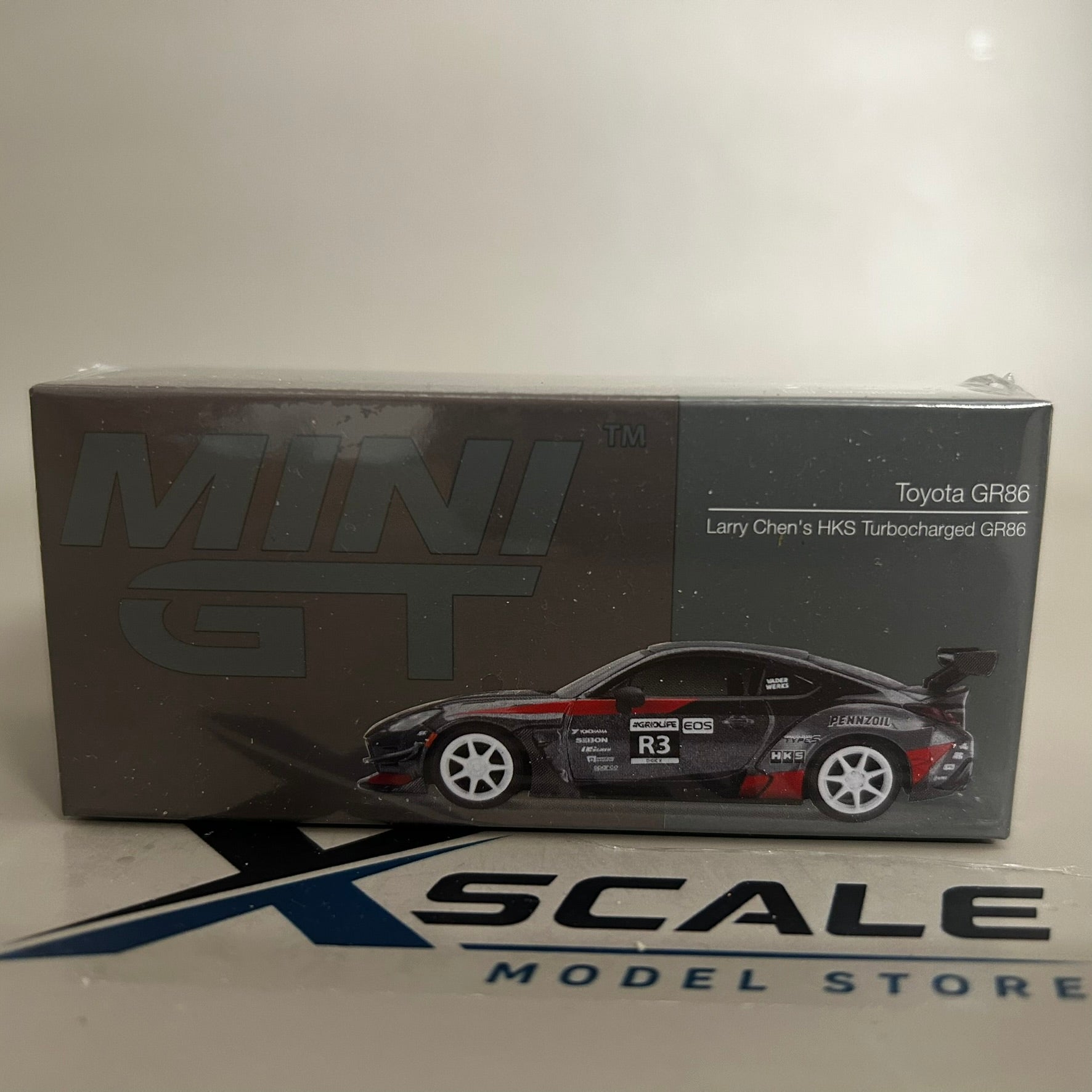 Mini GT 1/64 #820 Toyota GR86 Larry Chen HKS