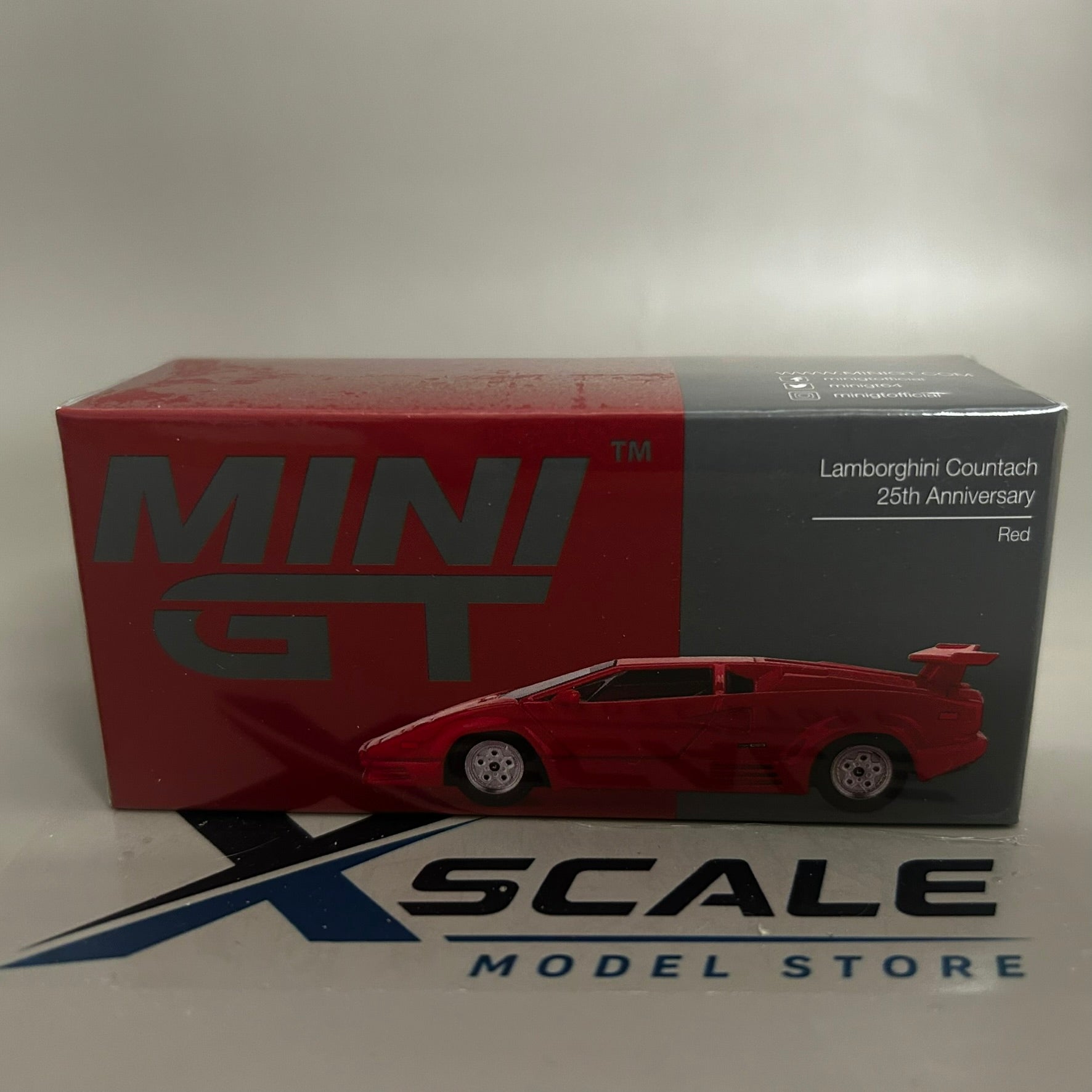 Mini GT 1/64 #1192 Lamborghini Countach 25th Anniversary Red