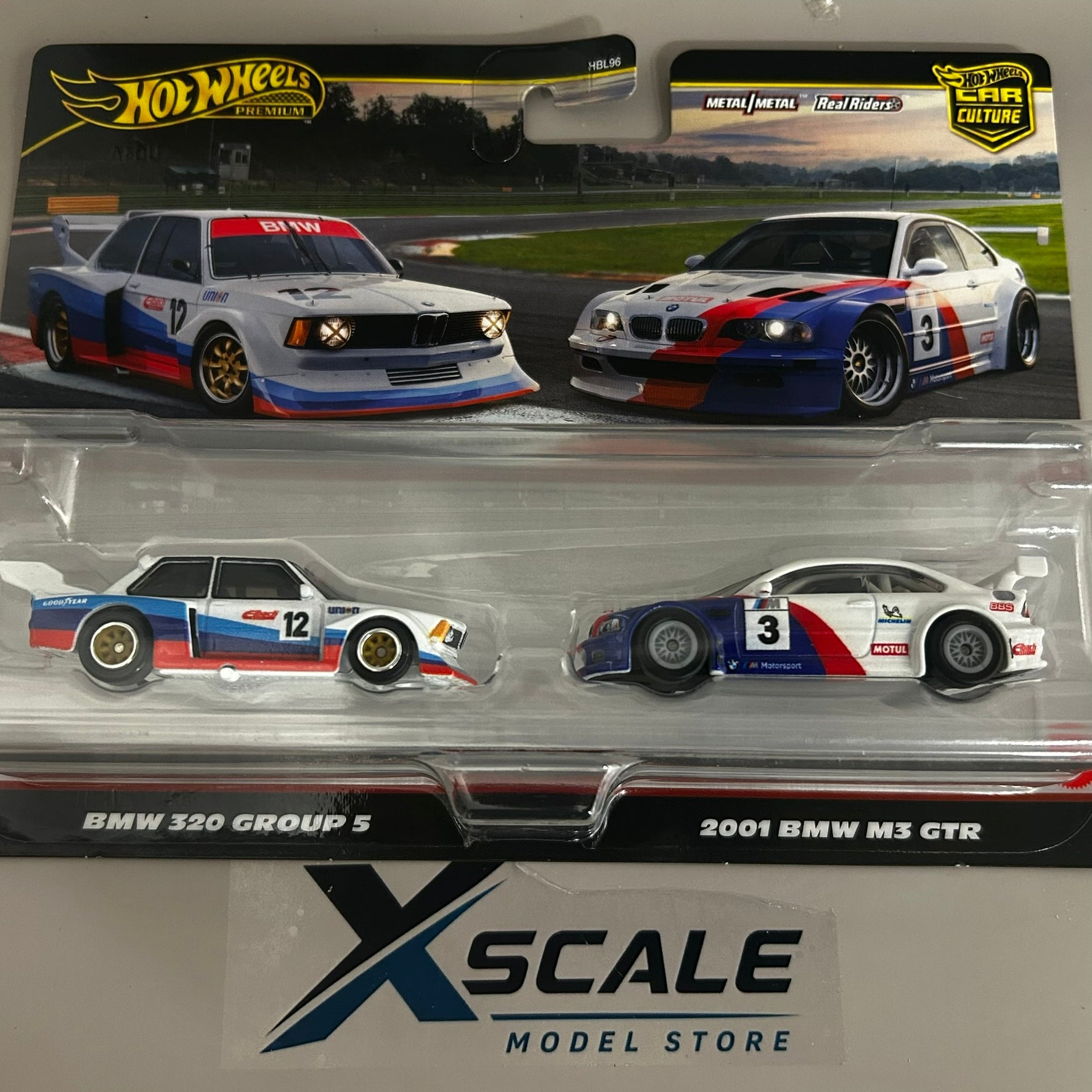 Premium Hot Wheels 1/64 Twin Pack BMW 320 2001 M3 GTR