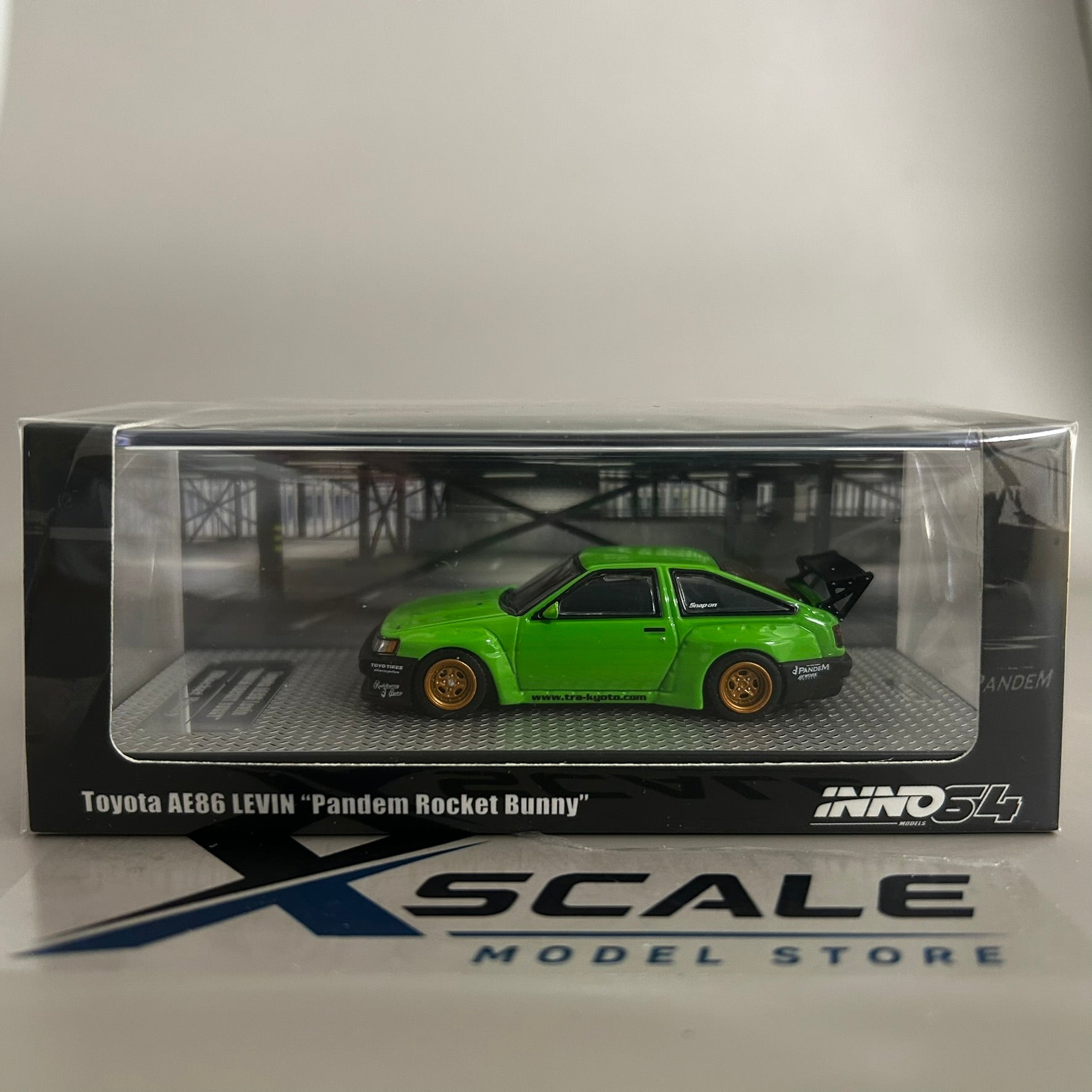 Inno64 1/64 Toyota AE86 Pandem Rocket Bunny Green