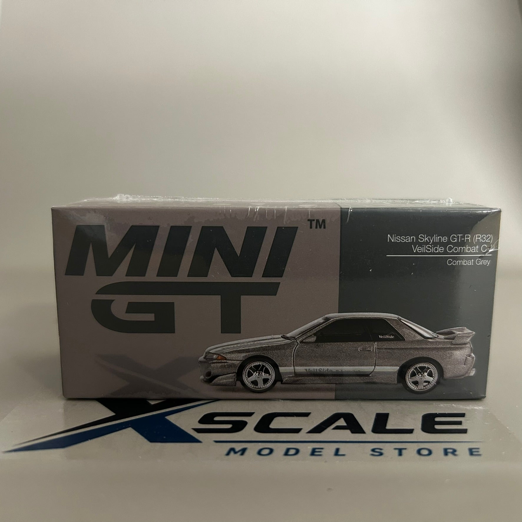 Mini GT 1/64 #971 Nissan Skyline GTR R32 Veilside Grey