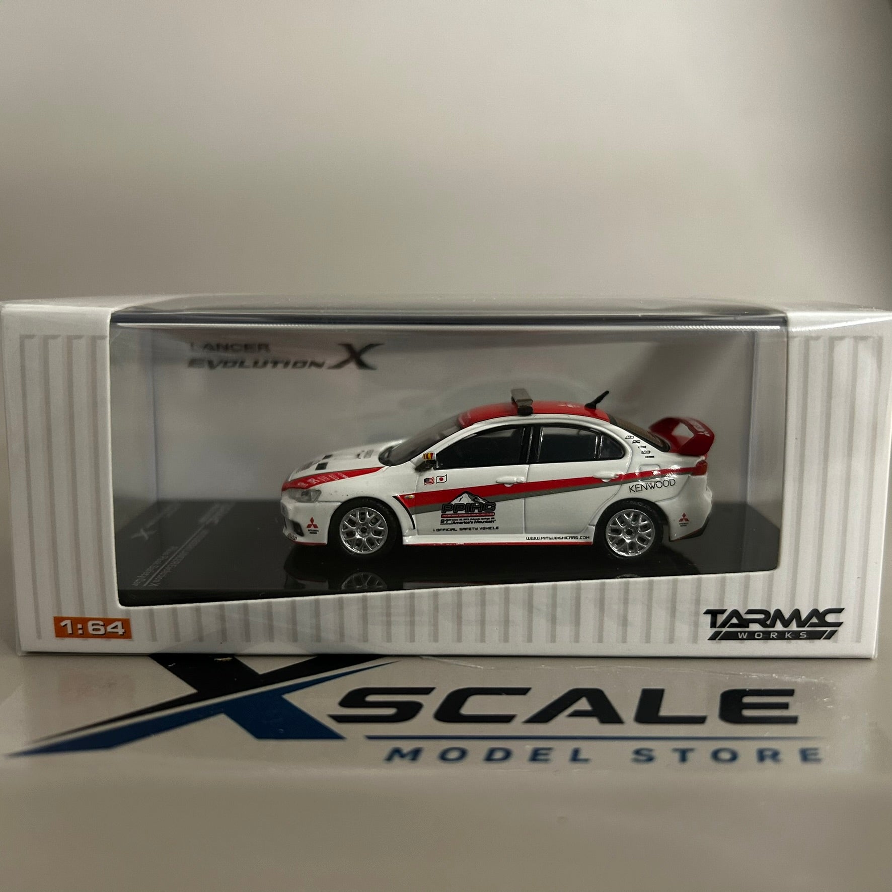 Tarmac Works 1/64 Mitsubishi Lancer Evolution Evo X Safety Car