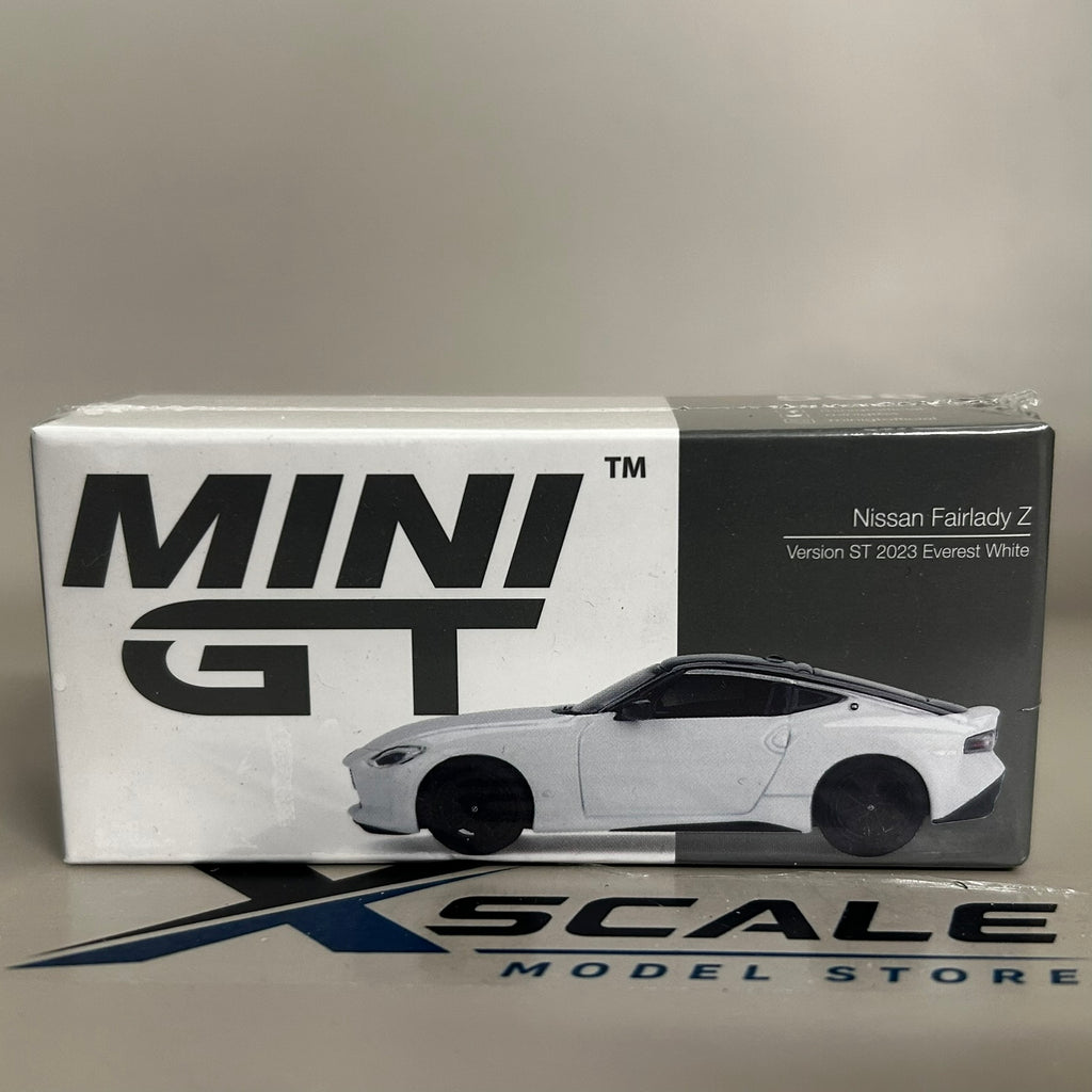 Mini GT 1/64 #599 Nissan Z Fairlady White