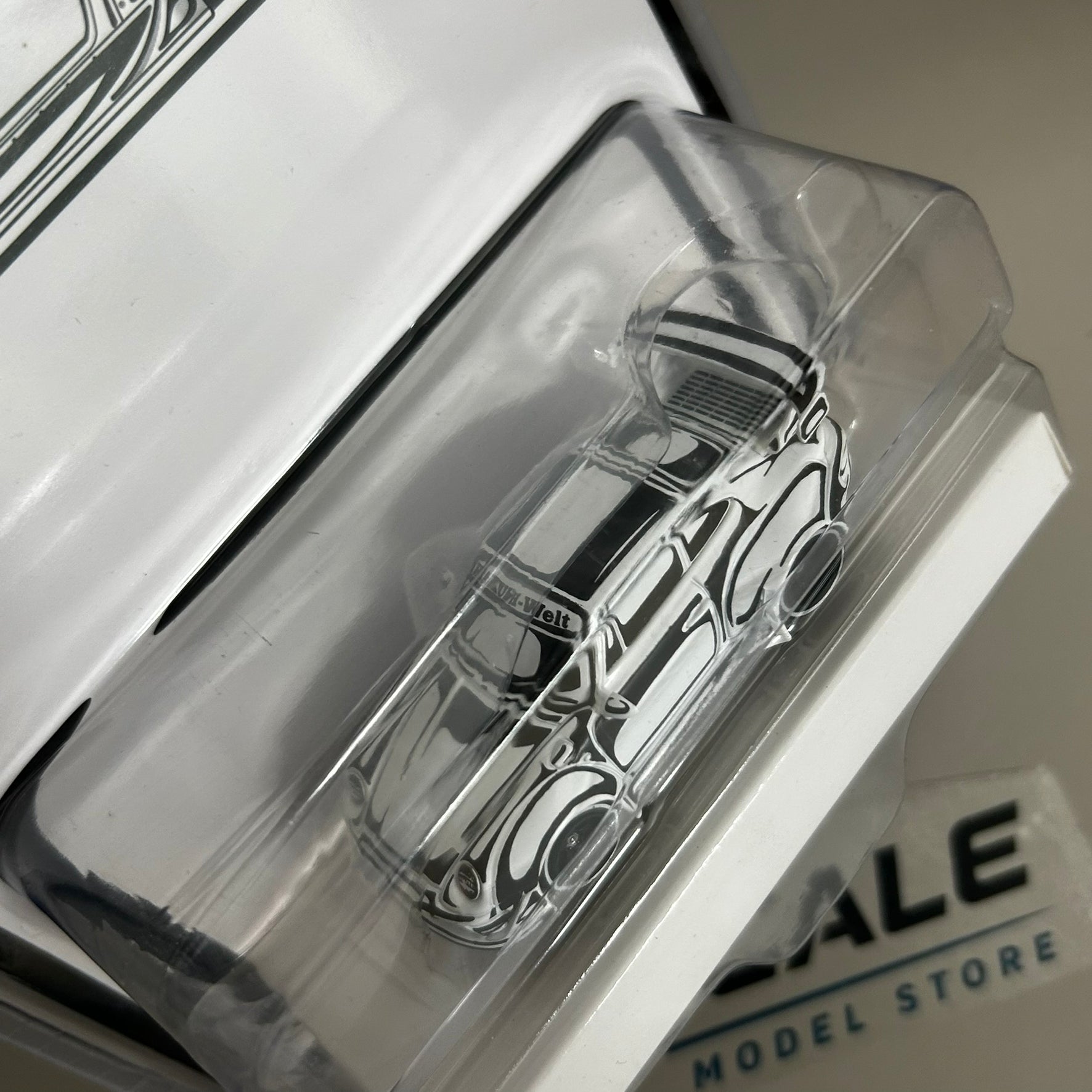 Tarmac Works 1/64 Porsche RWB 993 Designed by Joshua Vides