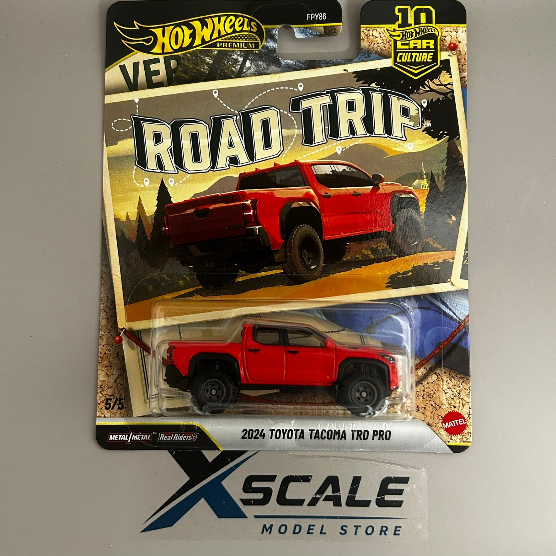 Premium Hot Wheels 1/64 Car Culture Road Trip Toyota Tacoma TRD
