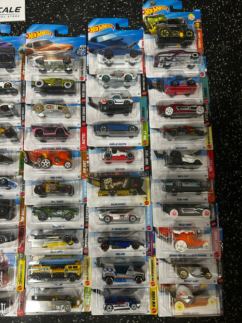 #25 Hot Wheels x72 CARS 1:64 CLEARANCE JOBLOT BUNDLE *NO DUPLICATES*