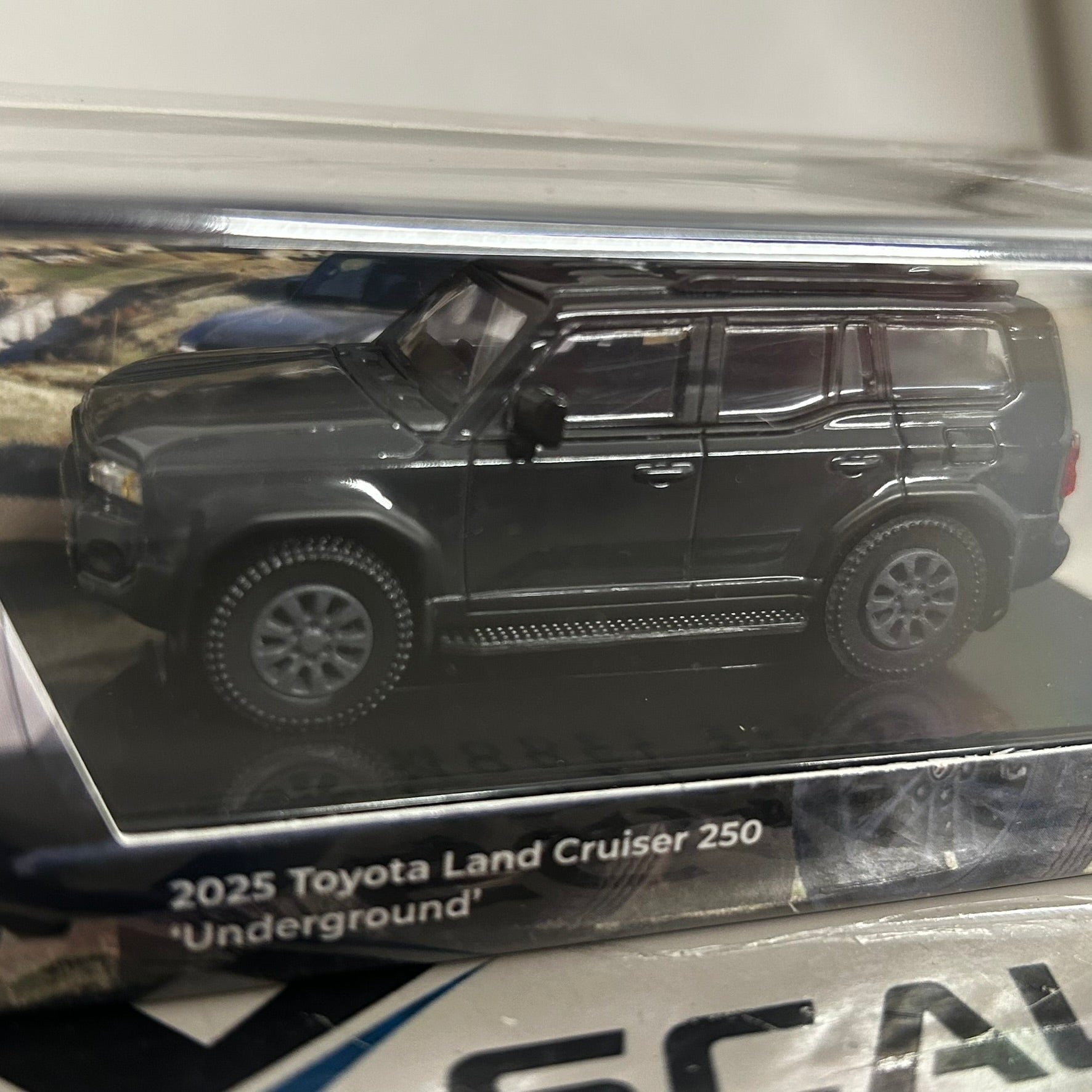 Para64 1/64 Toyota 2025 Land Cruiser 250