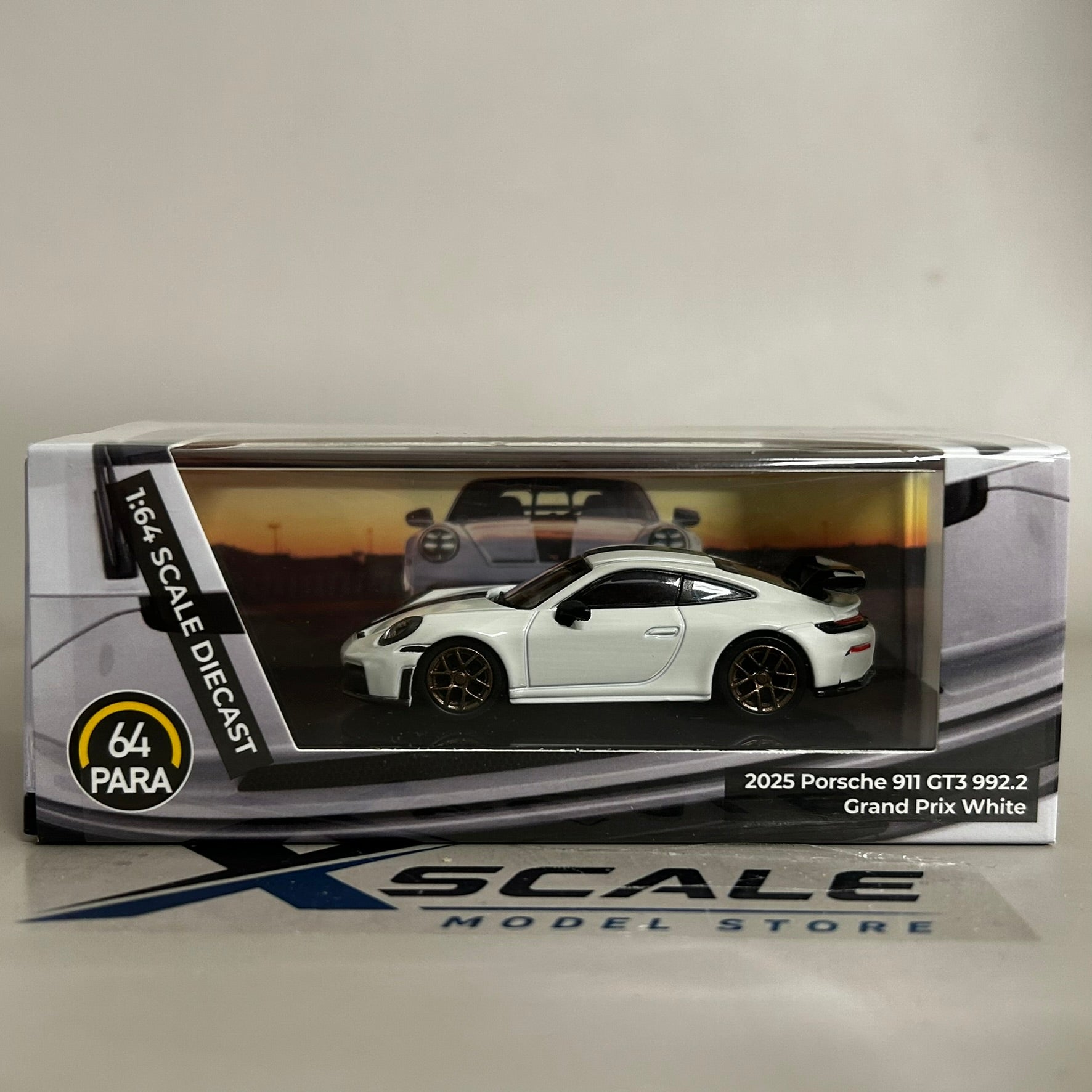 Para64 1/64 Porsche 911 GT 992.2 White