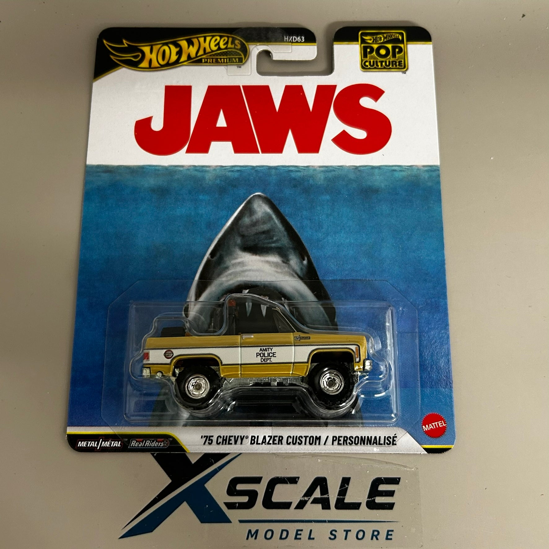 Premium Hot Wheels Pop Culture 1/64 Jaws 75 Chevy Blazer