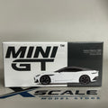 Mini GT 1/64 #1225 Aston Martin DBS White