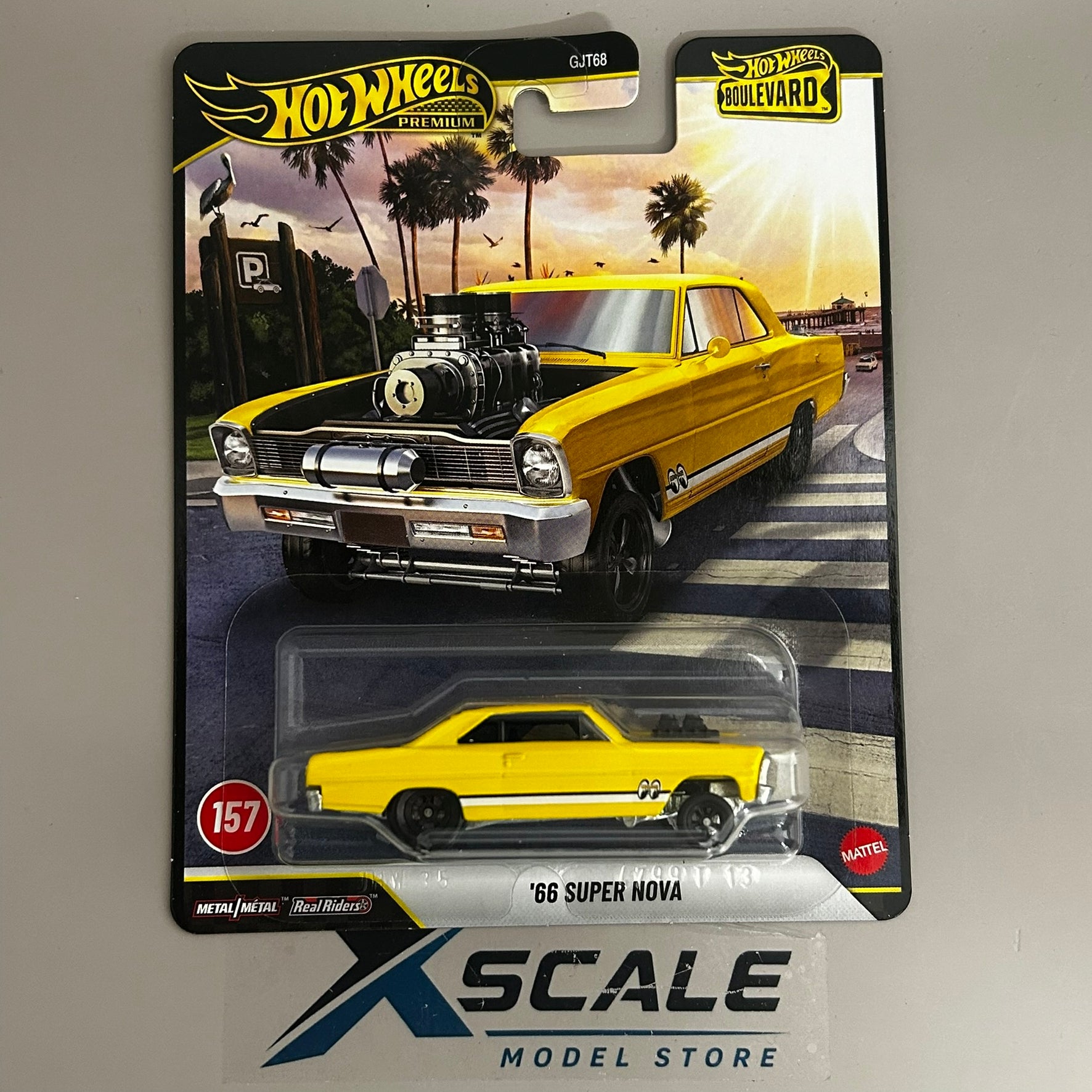 Premium Hot Wheels 1/64 Boulevard 66 Super Nova Moon Eyes