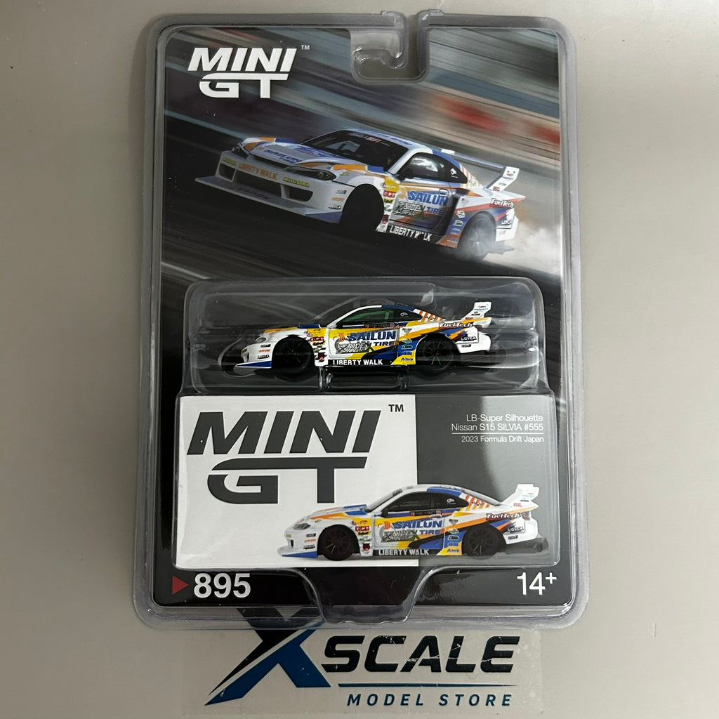 Mini GT 1/64 #895 Nissan S15 Silvia
