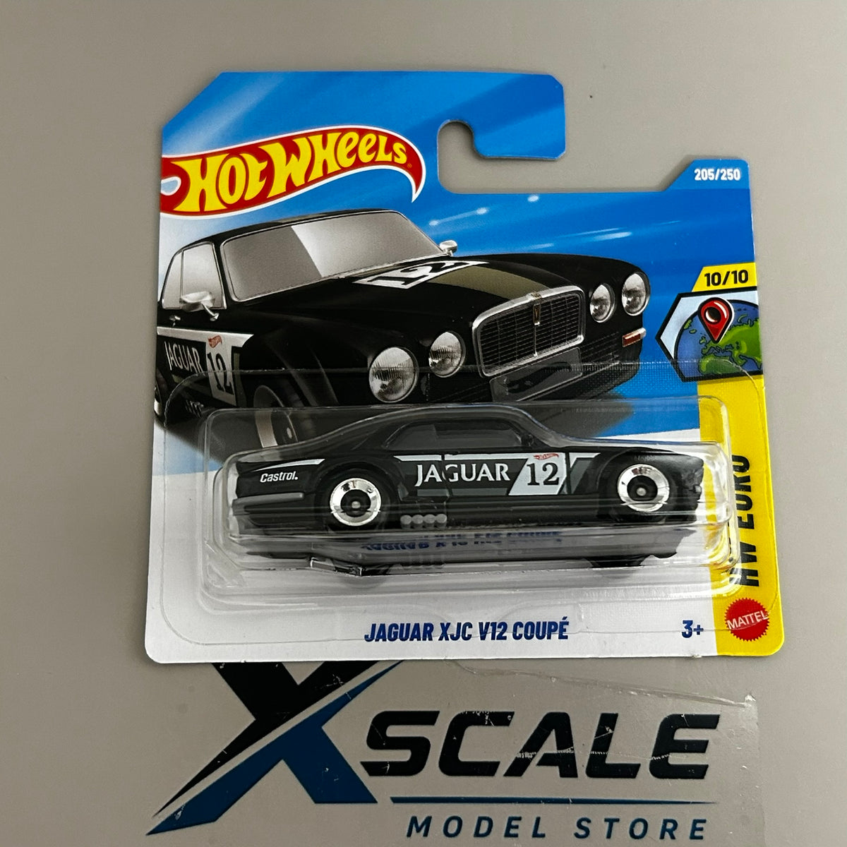 Hot Wheels 2026 Q 1/64 Jaguar XJC V12 Black