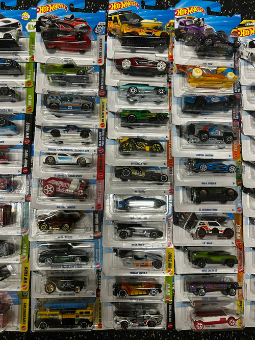#26 Hot Wheels x72 CARS 1:64 CLEARANCE JOBLOT BUNDLE *NO DUPLICATES*