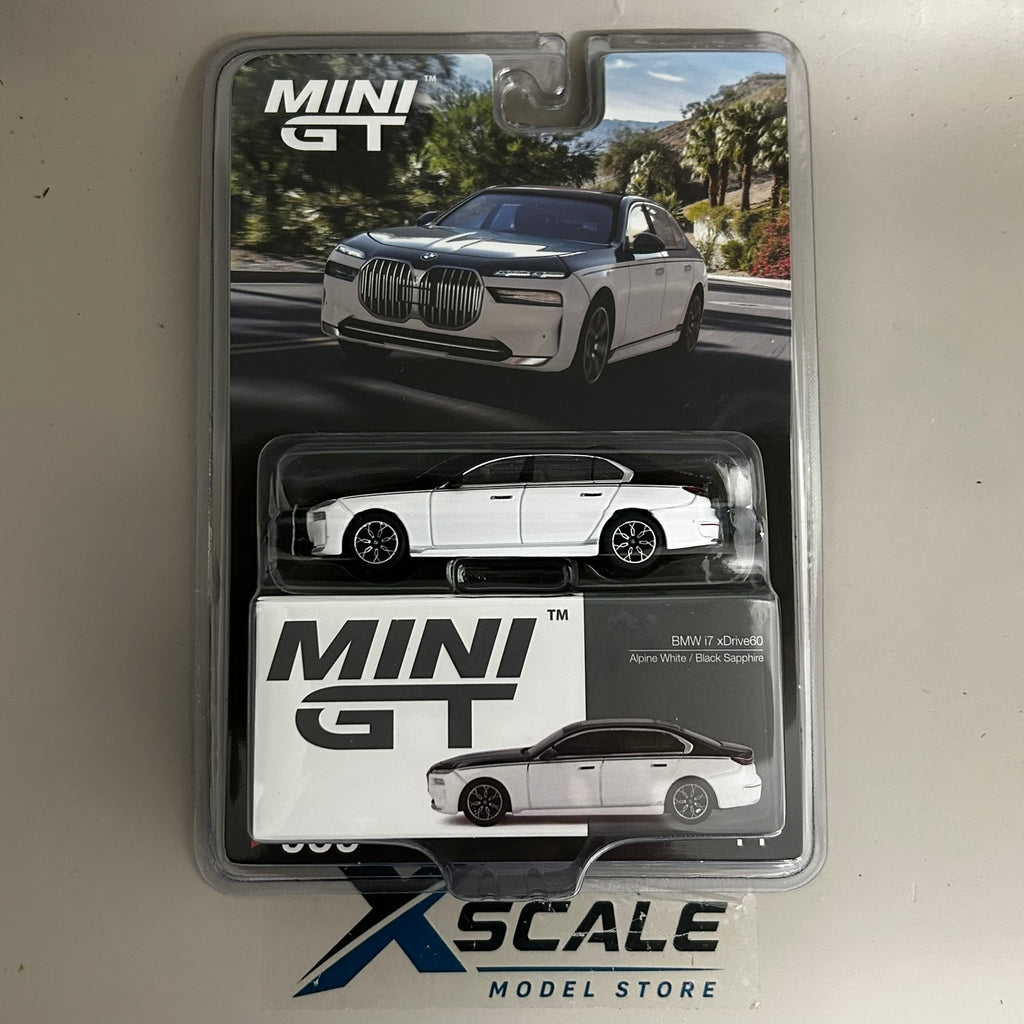 Mini GT 1/64 #959 BMW i7 xDrive60 Black/White