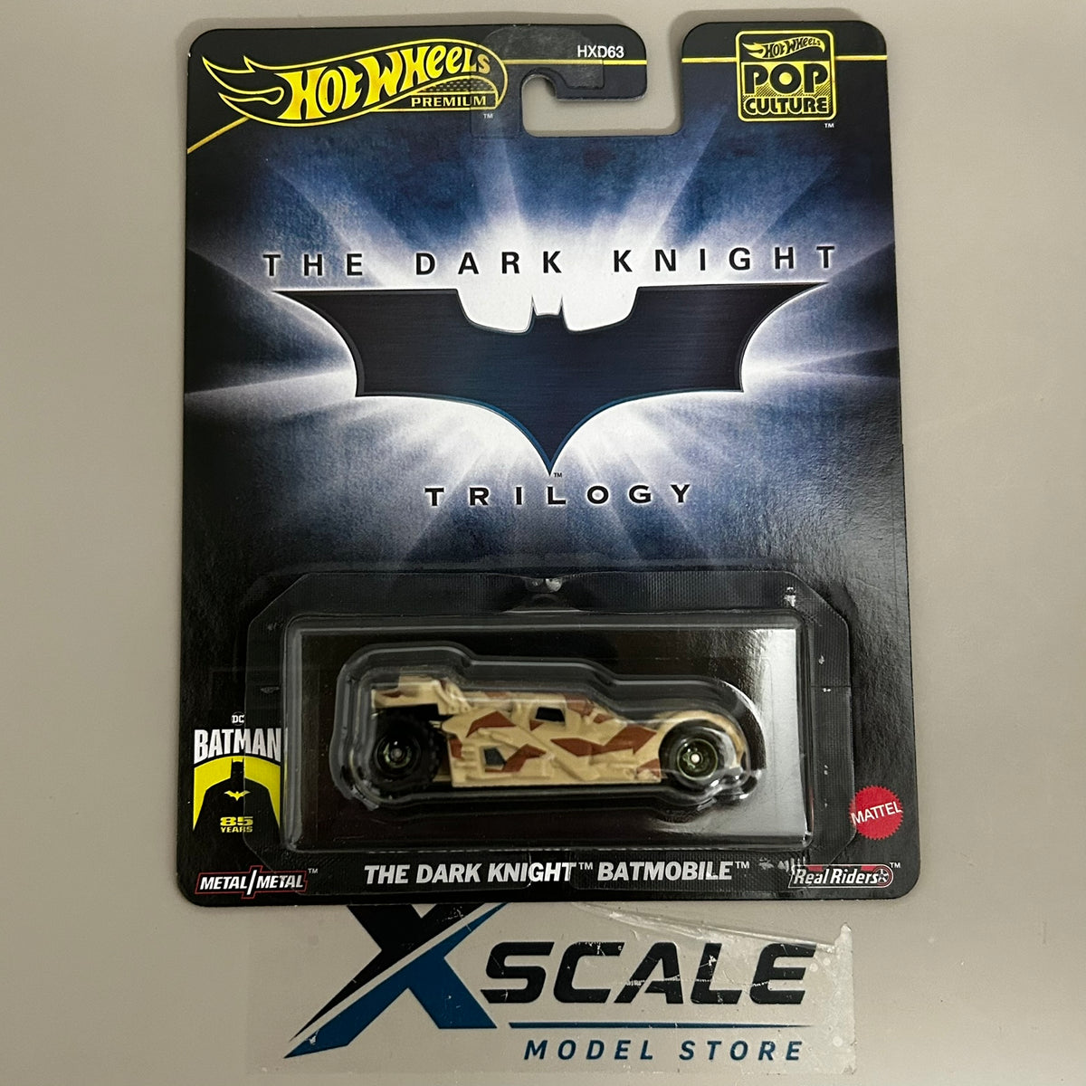 Premium Hot Wheels Pop Culture 1/64 Batman The Dark Knight Batmobile