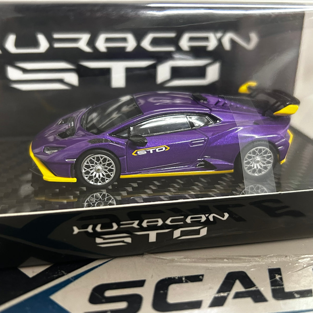 LCD Models 1/64 Lamborghini Huracan STO