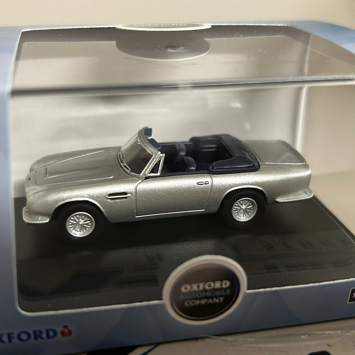 Oxford Diecast 1/76 Aston Martin DB6 MKII Silver