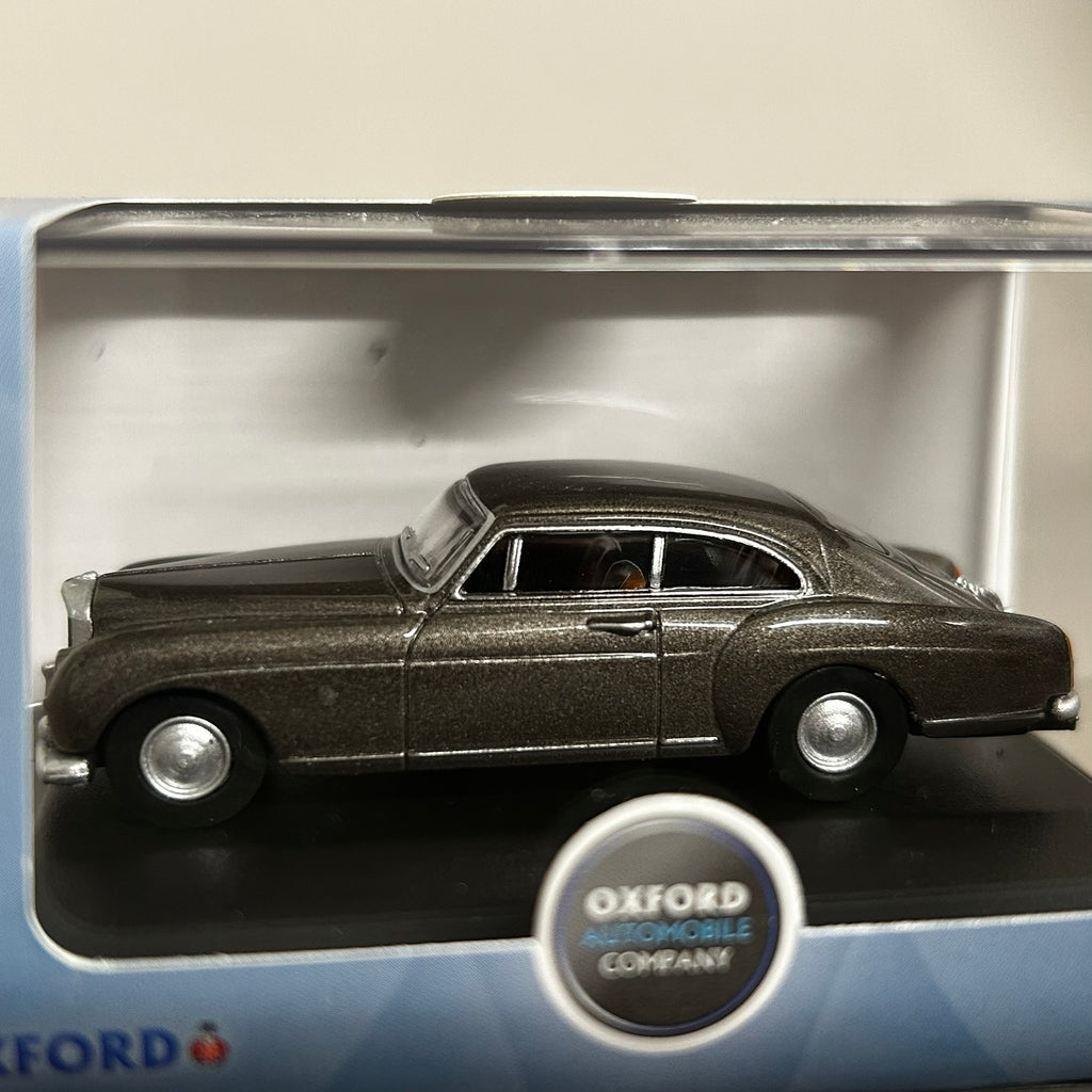 Oxford Diecast 1/76 Bentley Continental Fastback