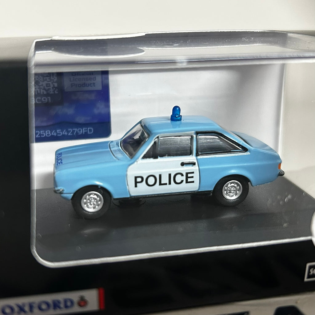 Oxford Diecast 1/76 Ford Escort MK2 Police