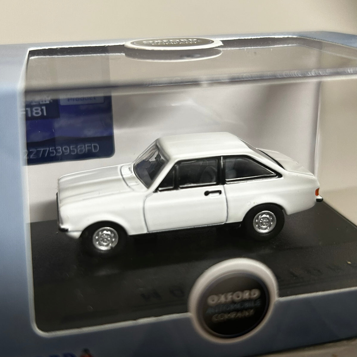 Oxford Diecast 1/76 Ford Escort MK2 White