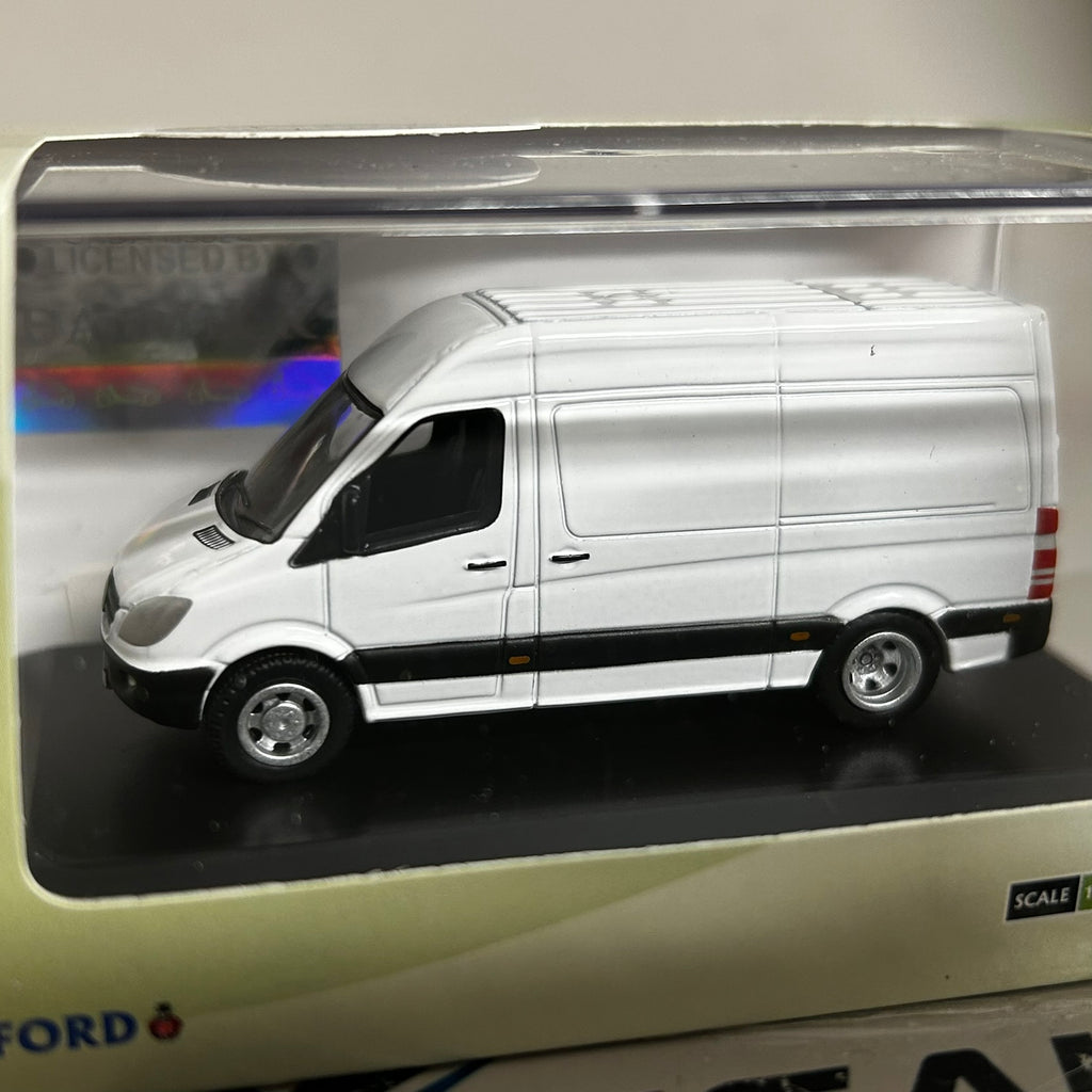 Oxford Diecast 1/76 Mercedes Sprinter Van White