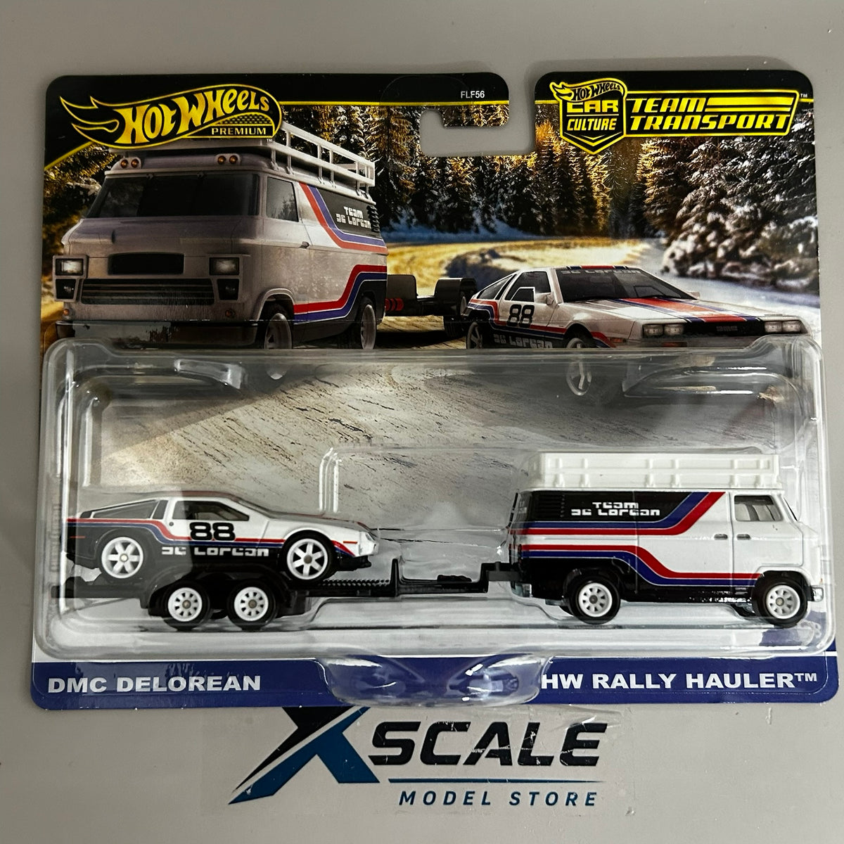 Premium Hot Wheels Team Transport 1/64 DMC Delorean Rally Hauler