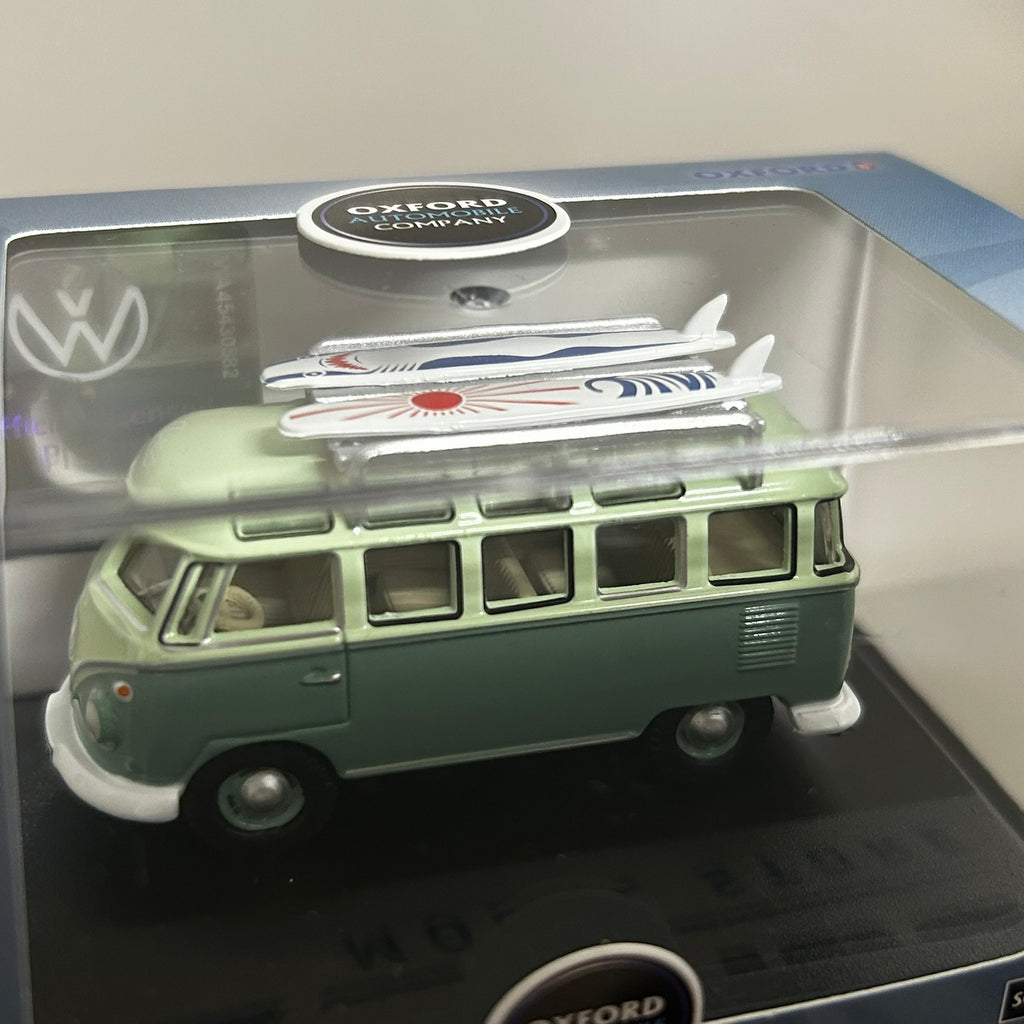 Oxford Diecast 1/76 Volkswagen T1 Samba Bus Surfboards