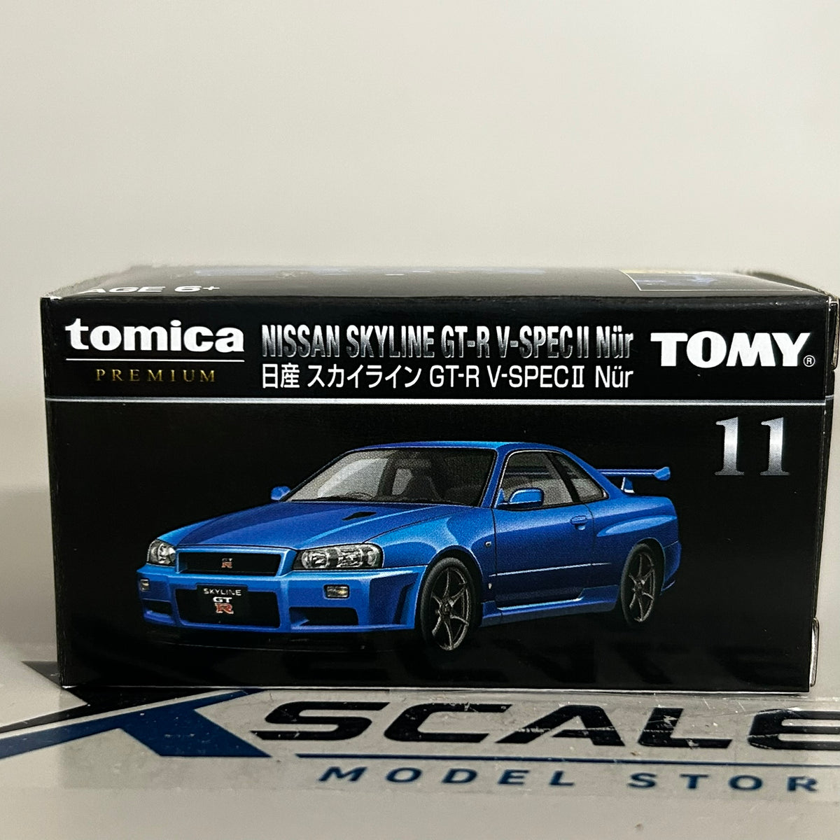 Tomica Premium 1/64 #11 Nissan Skyline GTR