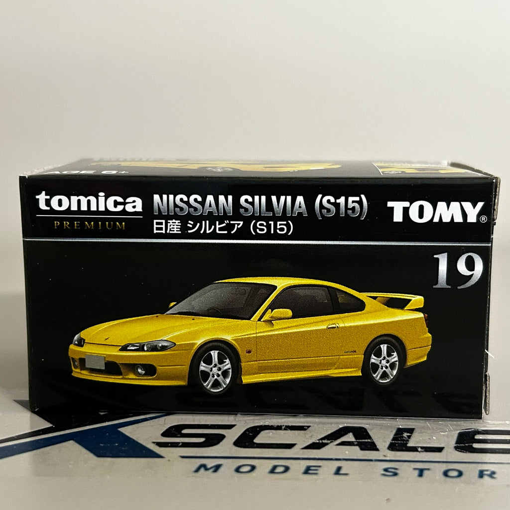 Tomica Premium 1/64 #19 Nissan Silvia S15