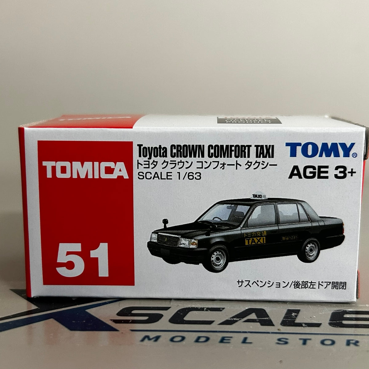 Tomica 1/64 #51 Toyota Crown Comfort Taxi