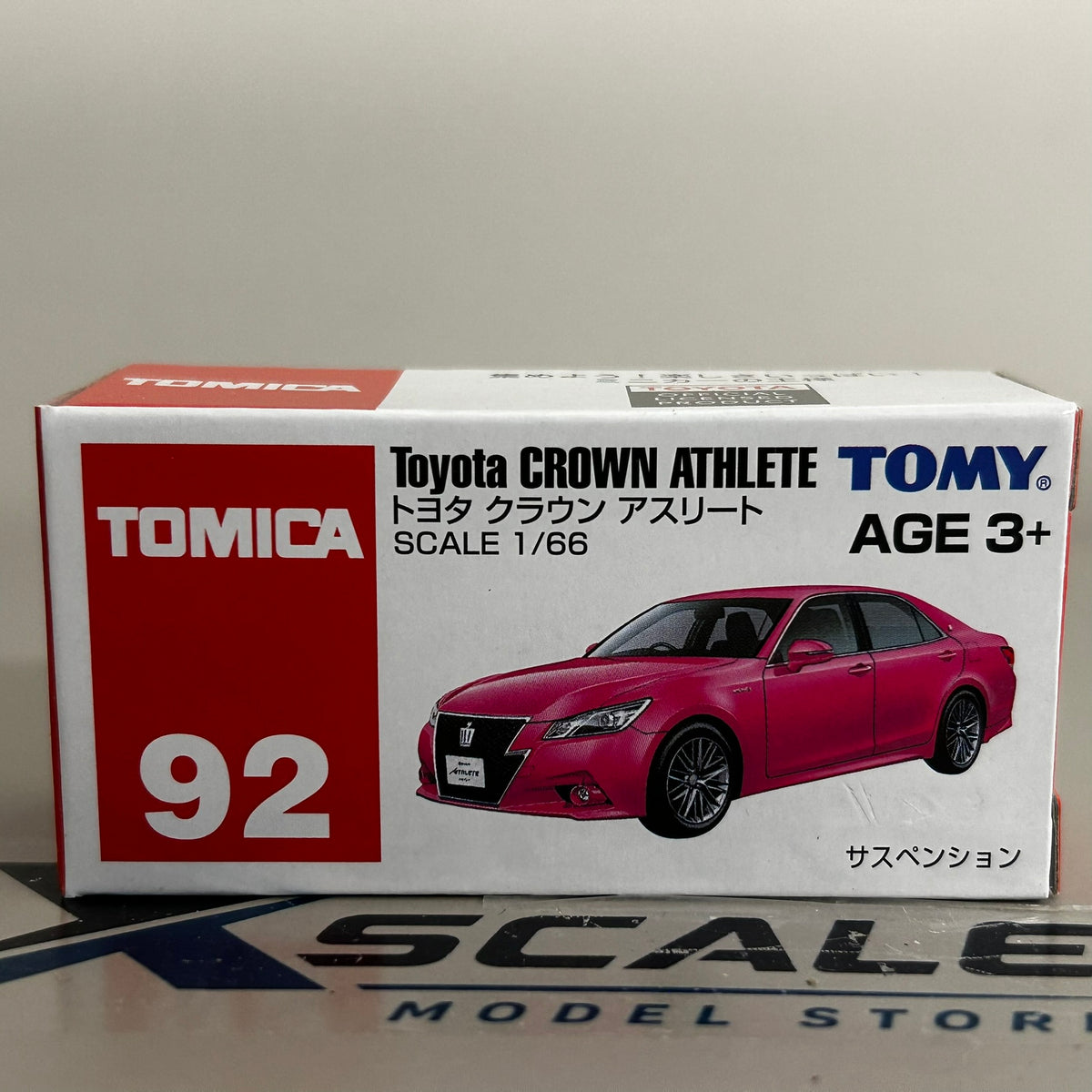 Tomica 1/64 #92 Toyota Crown Athlete