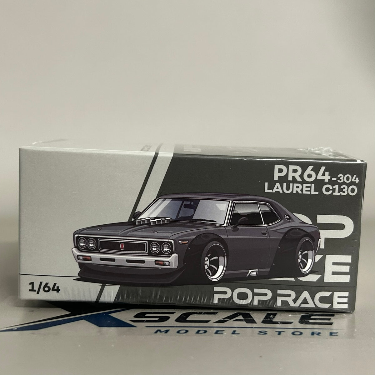 Pop Race 1/64 #304 Nissan Laurel C130