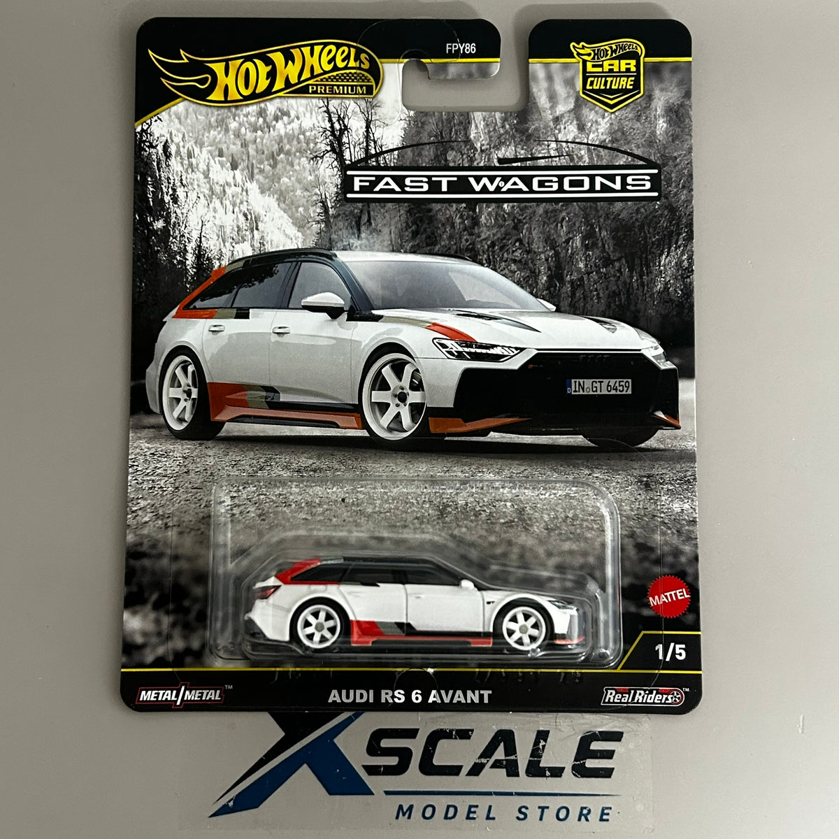 Premium Hot Wheels 1/64 Car Culture Wagons Audi RS6 Avant