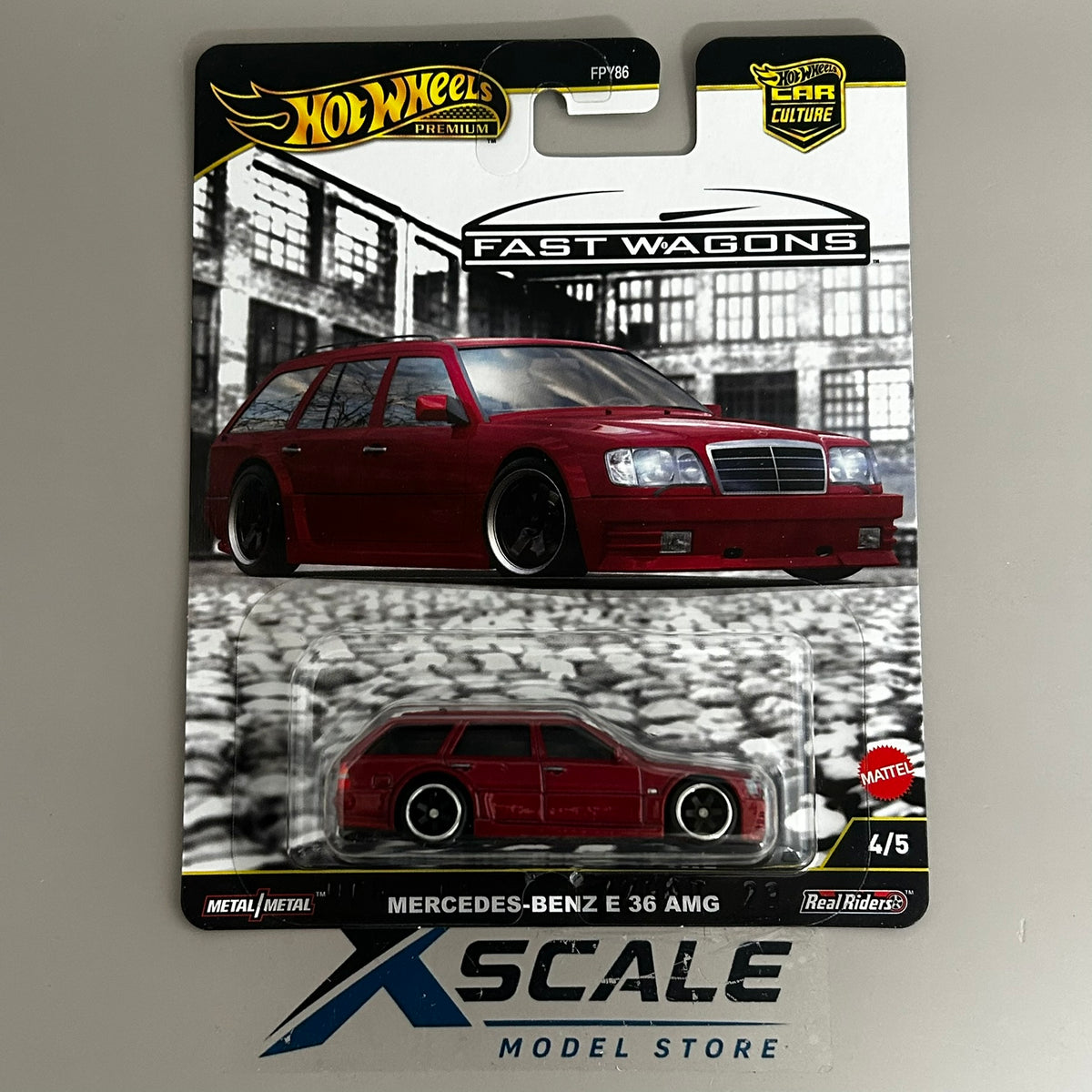 Premium Hot Wheels 1/64 Car Culture Wagons Mercedes Benz E36 AMG